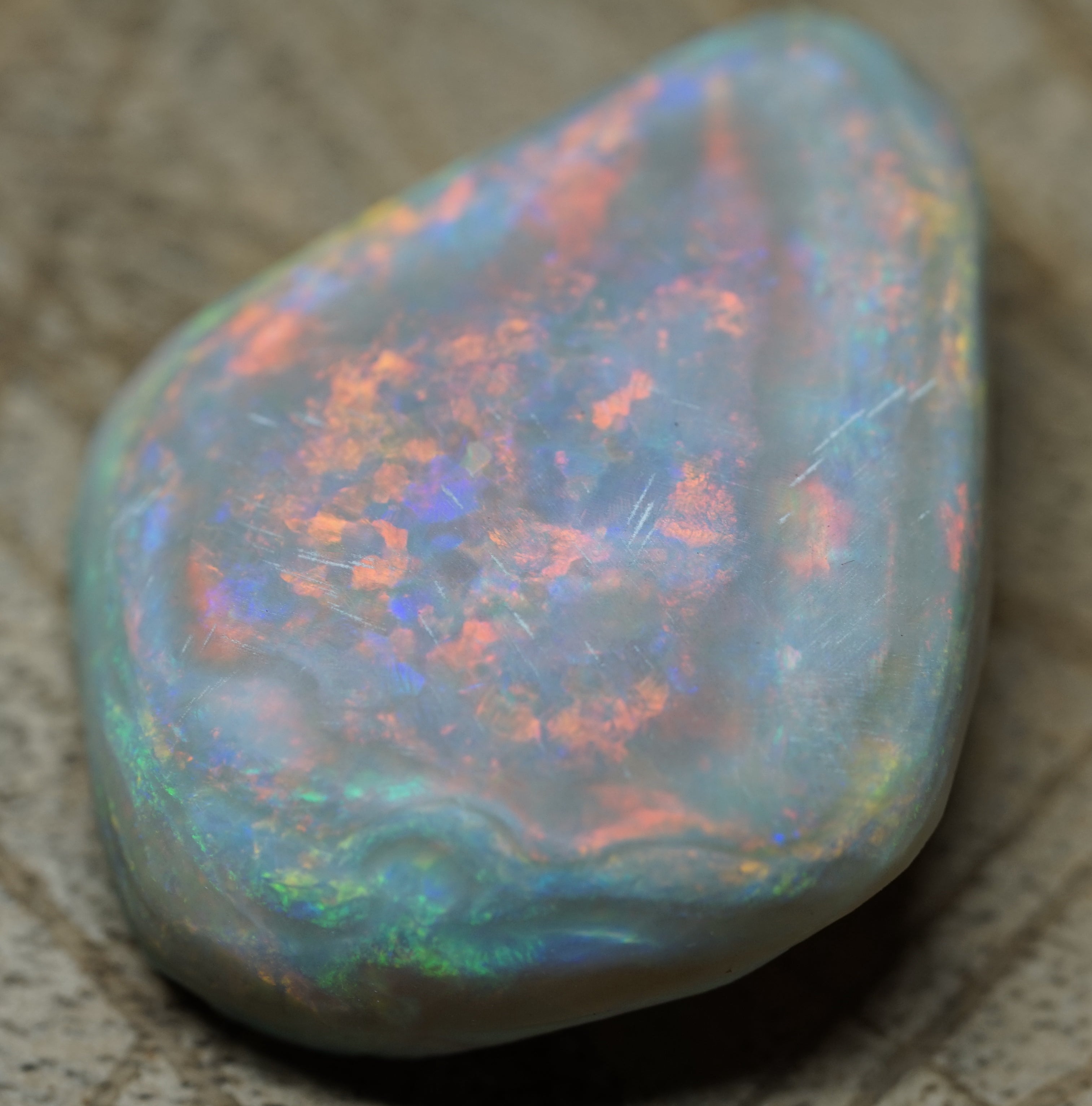 Collector Rough Mintabie Seam Opal - 155 Carats. 0011