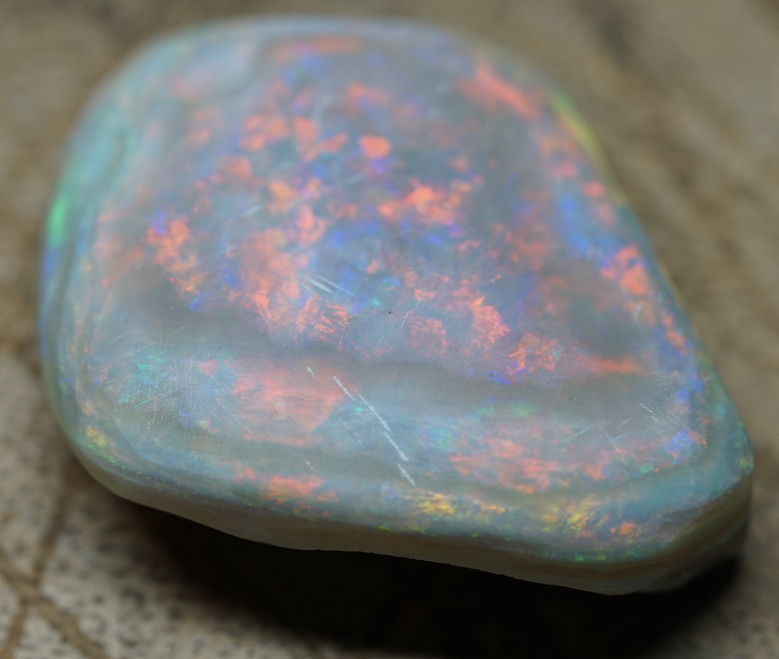 Collector Rough Mintabie Seam Opal - 155 Carats. 0011