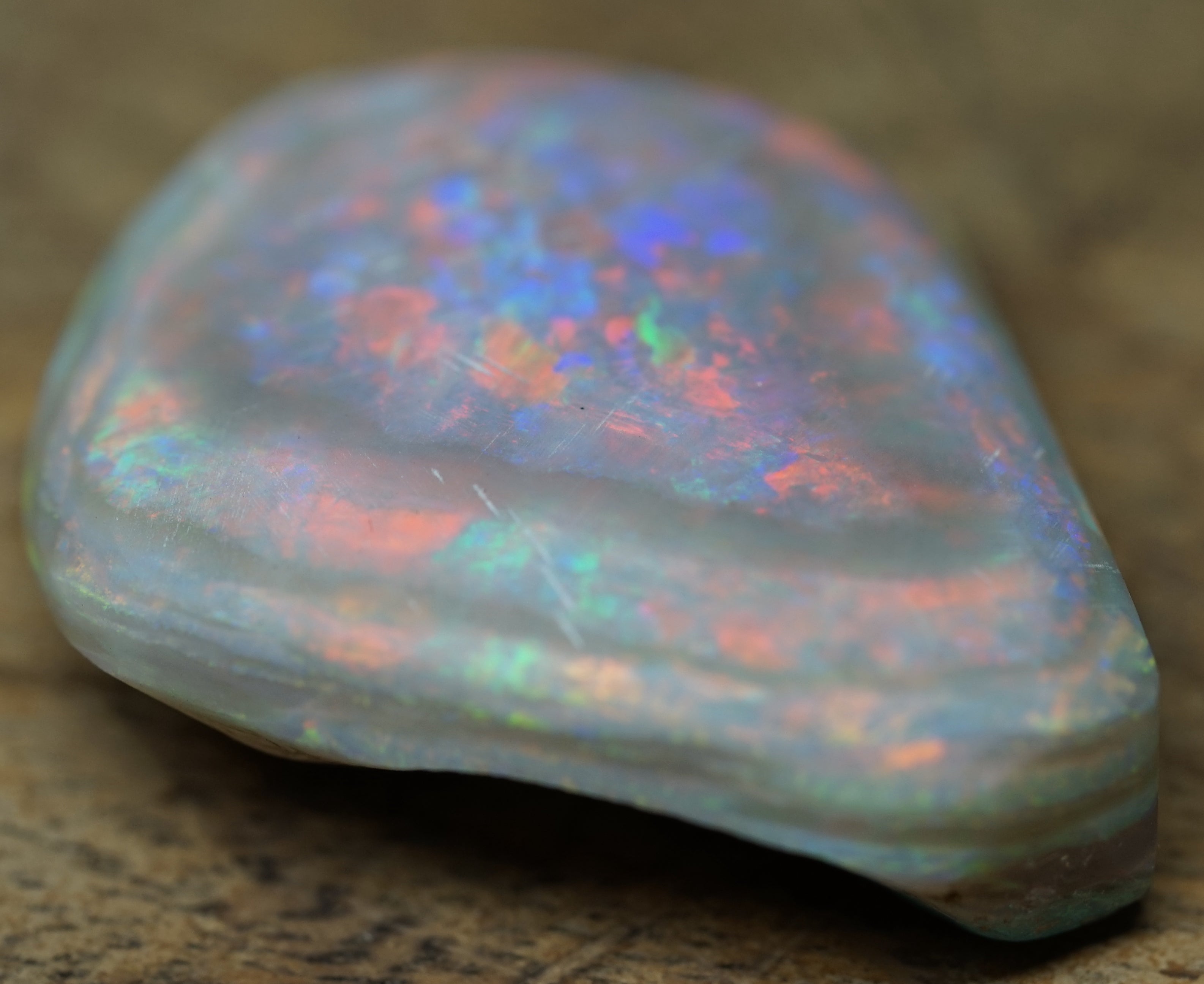 Collector Rough Mintabie Seam Opal - 155 Carats. 0011