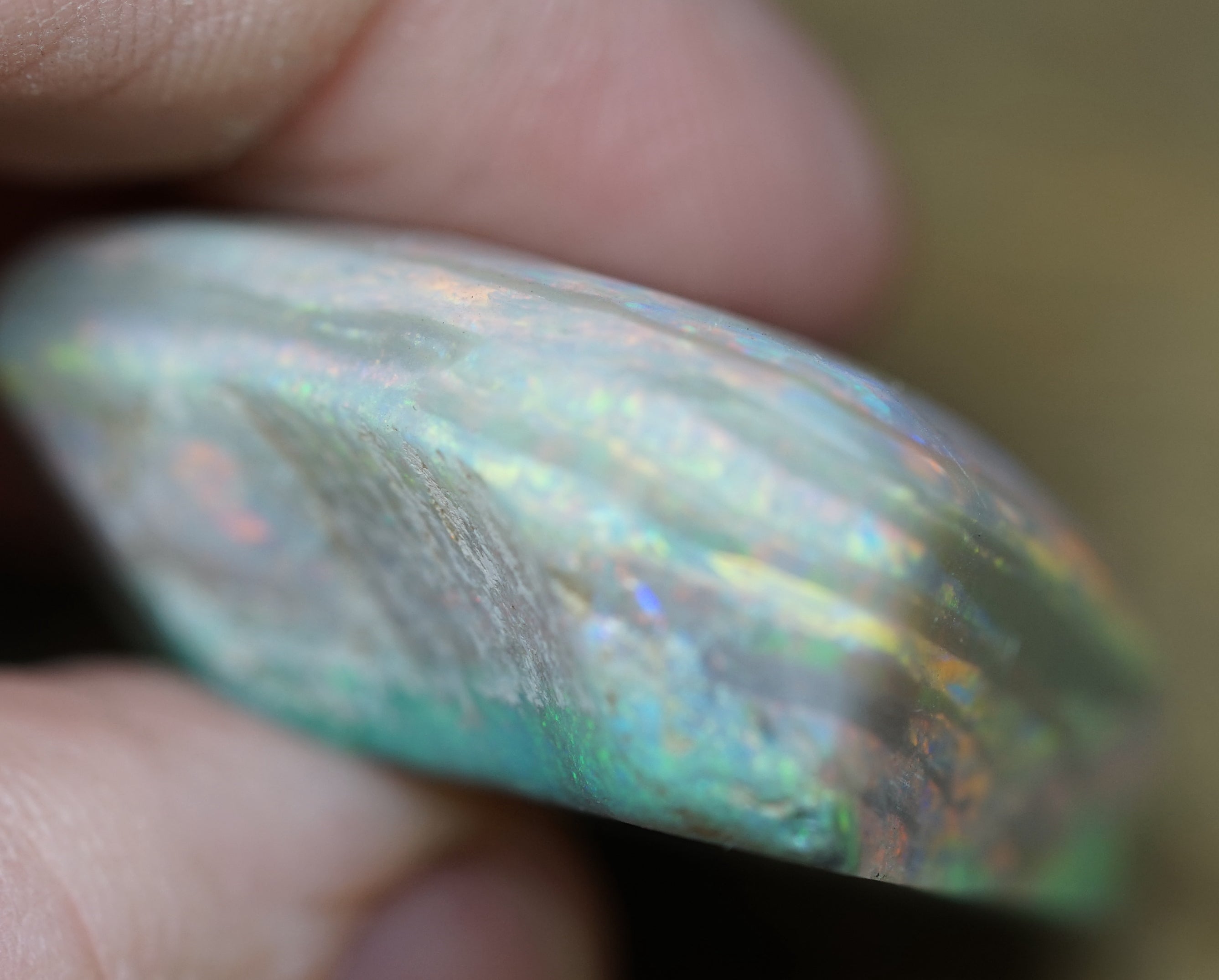 Collector Rough Mintabie Seam Opal - 155 Carats. 0011