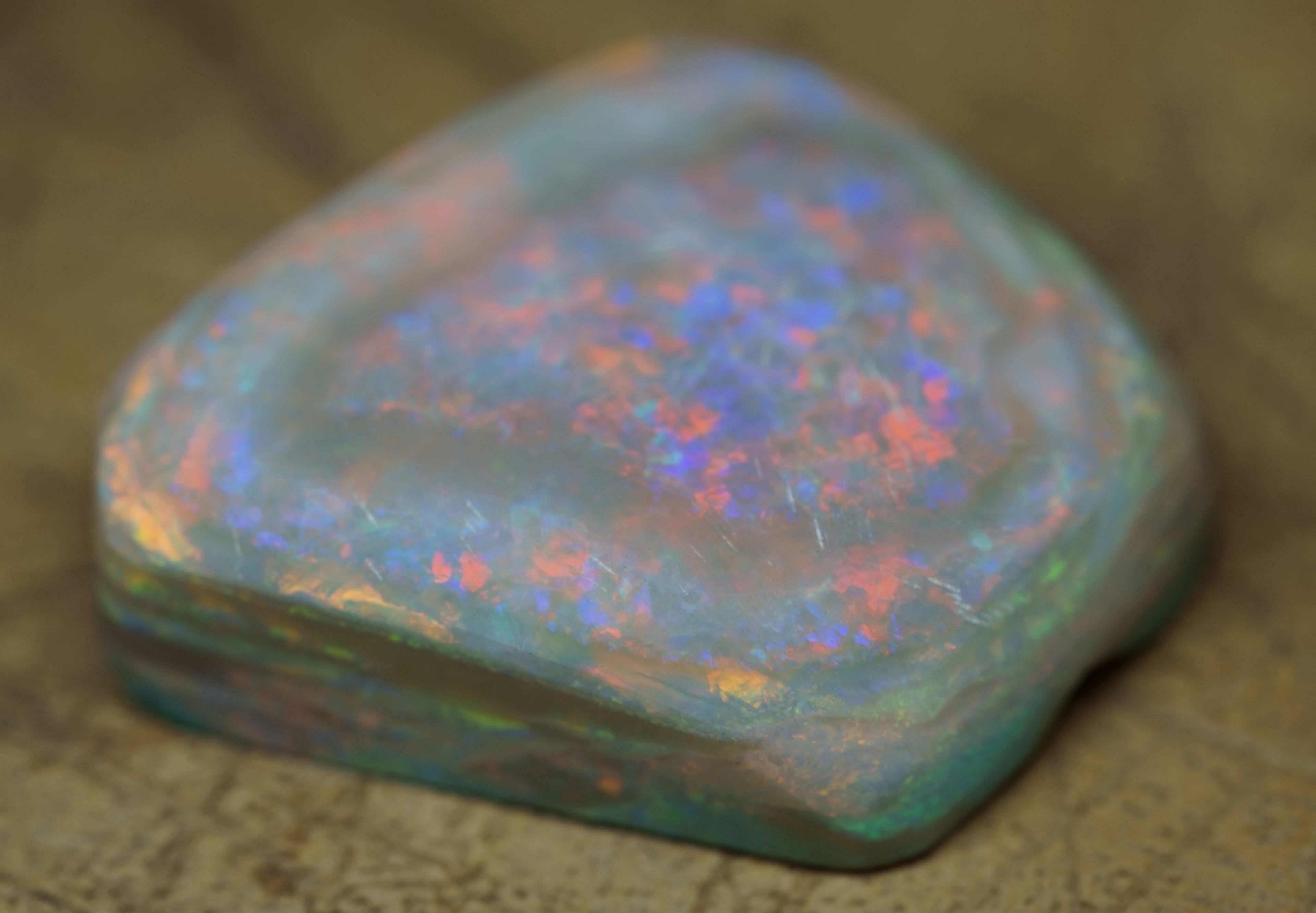 Collector Rough Mintabie Seam Opal - 155 Carats. 0011