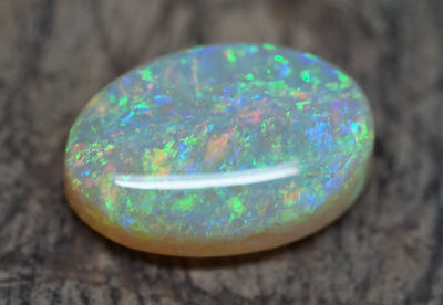 Lambina Gem Crystal oval Opal - 18.8 Carats. 0044