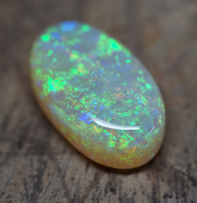 Lambina Gem Crystal oval Opal - 18.8 Carats. 0044