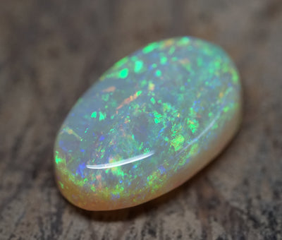 Lambina Gem Crystal oval Opal - 18.8 Carats. 0044