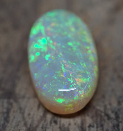 Lambina Gem Crystal oval Opal - 18.8 Carats. 0044