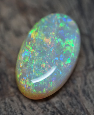 Lambina Gem Crystal oval Opal - 18.8 Carats. 0044