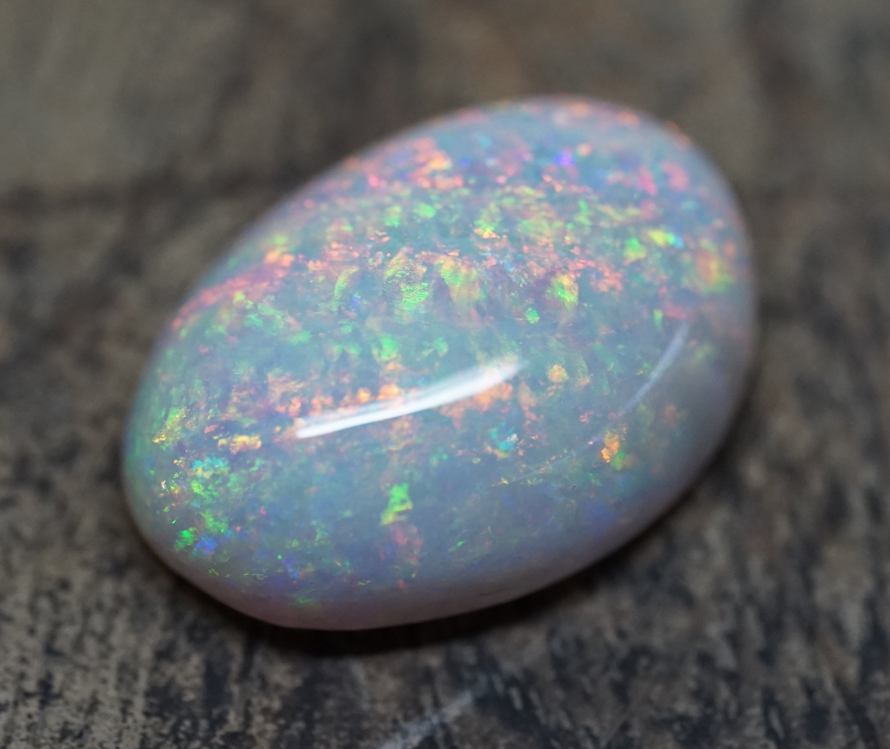 Lambina Large Oval - Pinfire 18.45 Carats. 0050