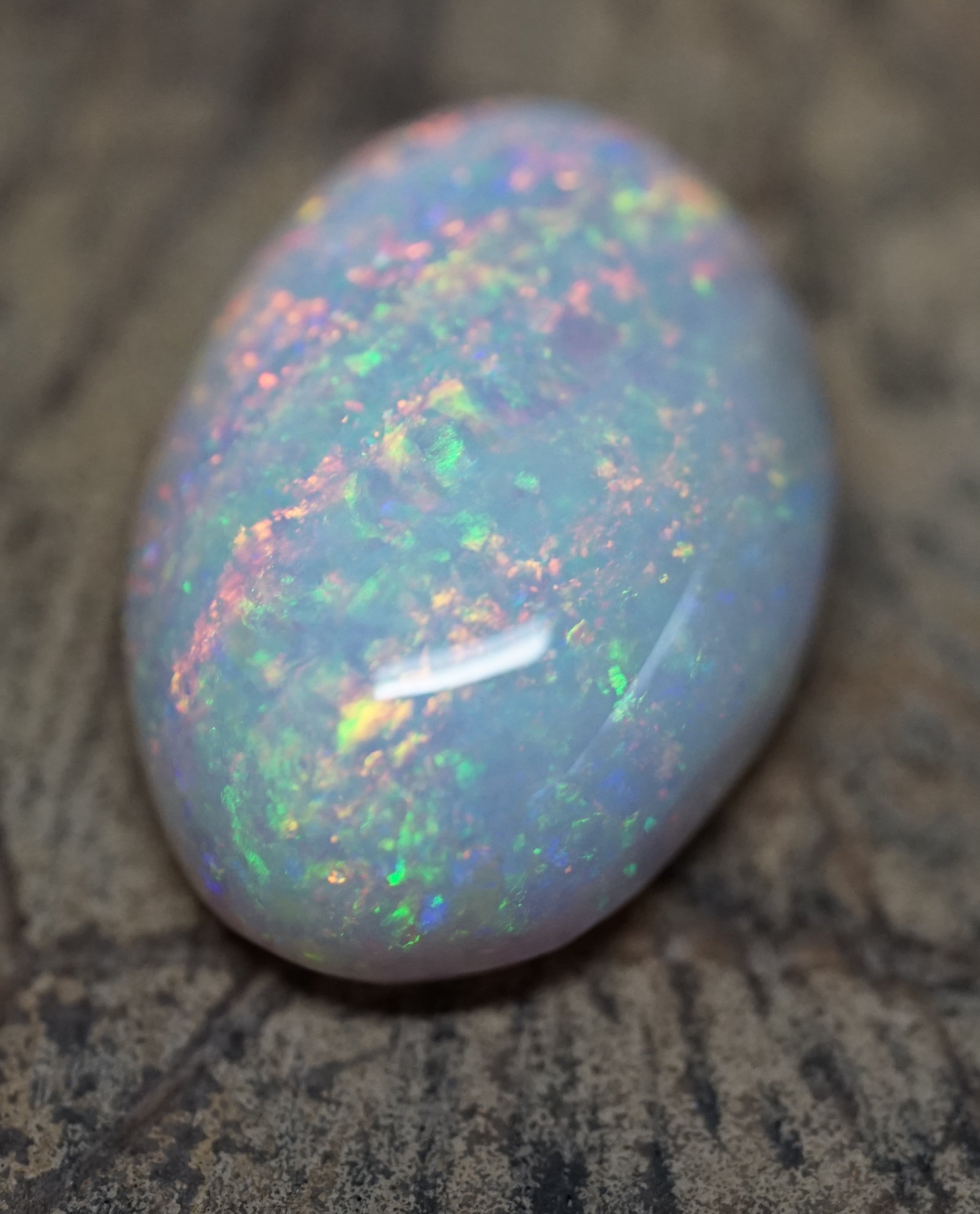 Lambina Large Oval - Pinfire 18.45 Carats. 0050