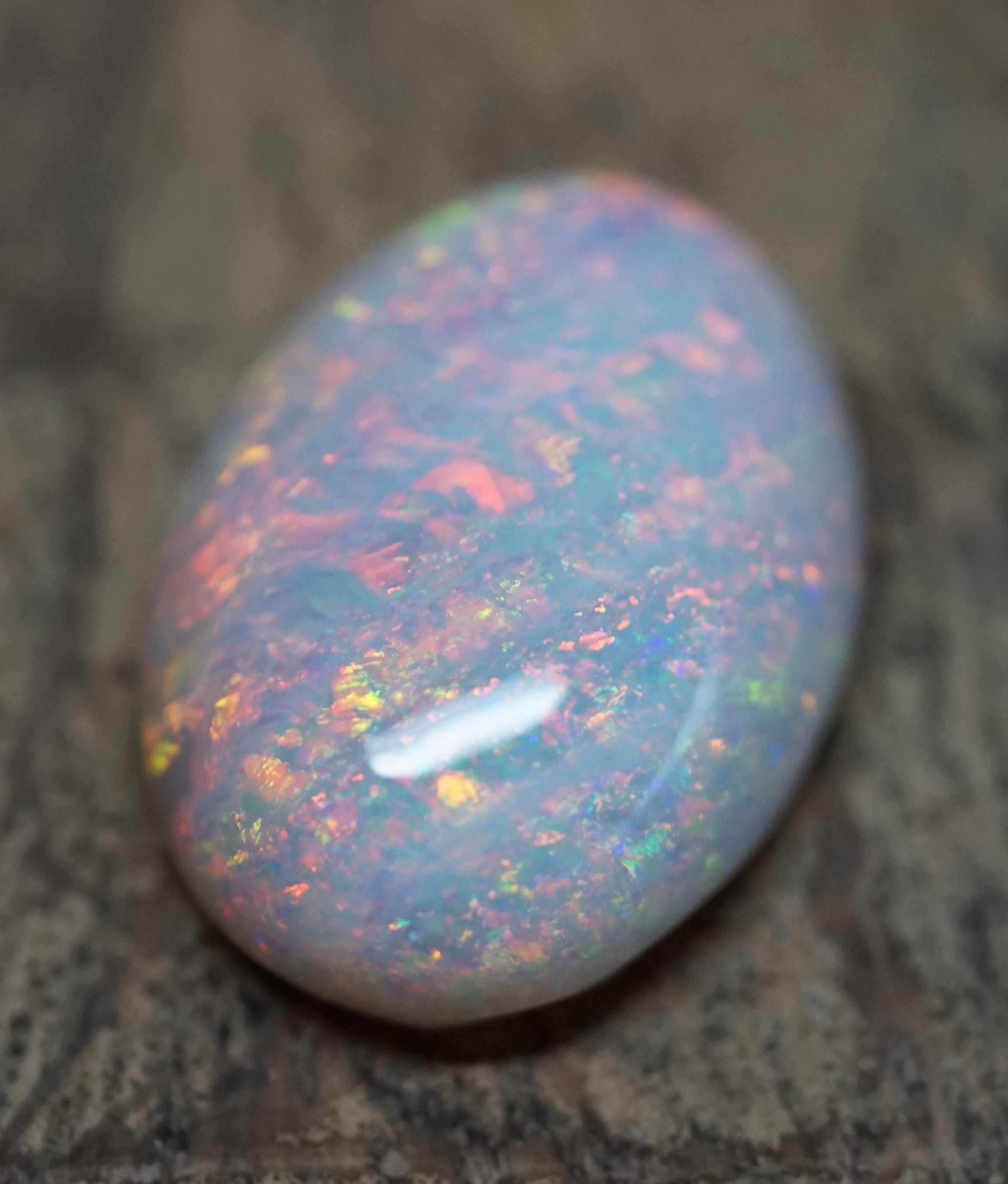 Lambina Large Oval - Pinfire 18.45 Carats. 0050