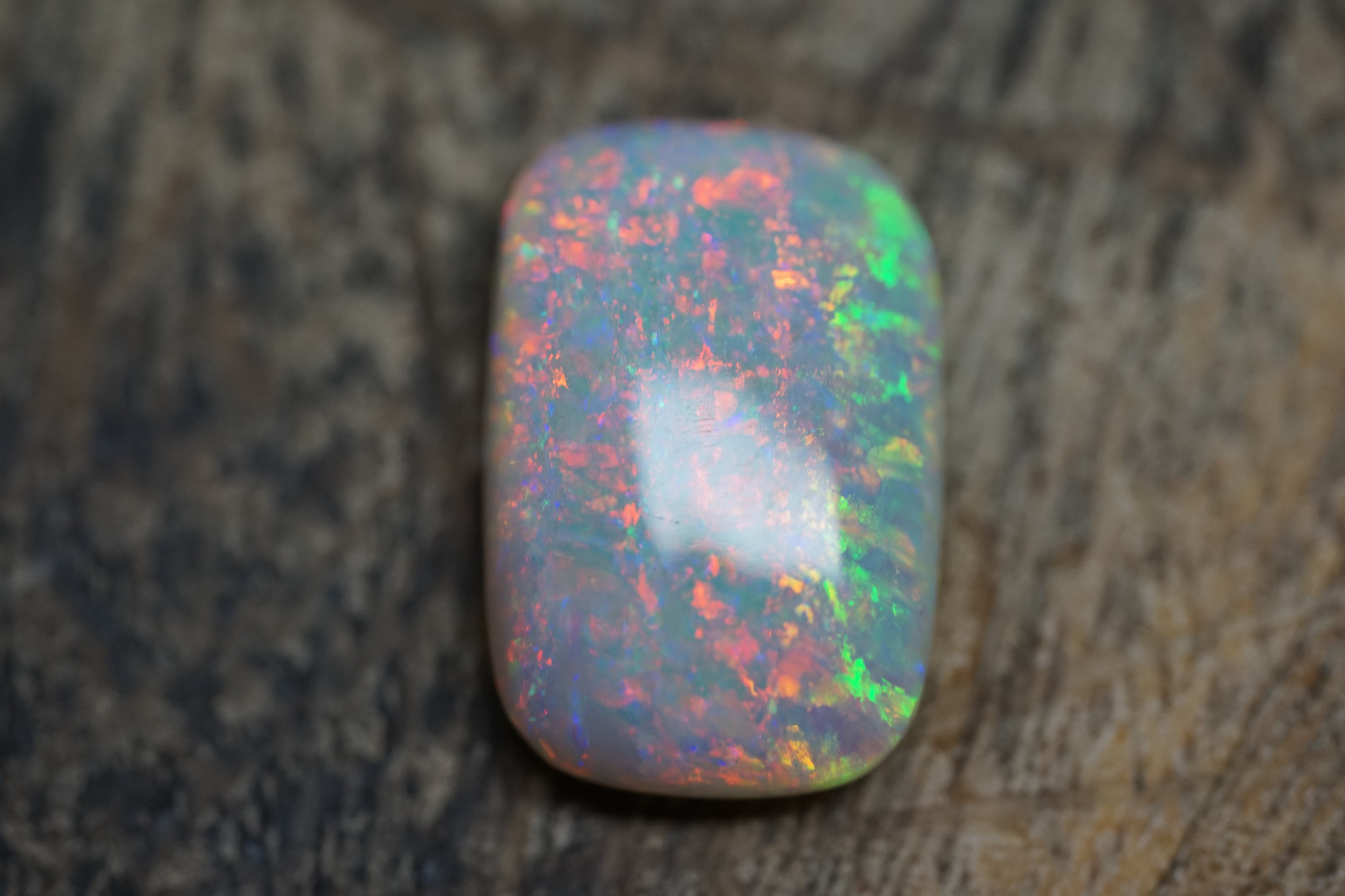 8.4 Carat Lambina Crystal Gem Opal Ringstone - 0090