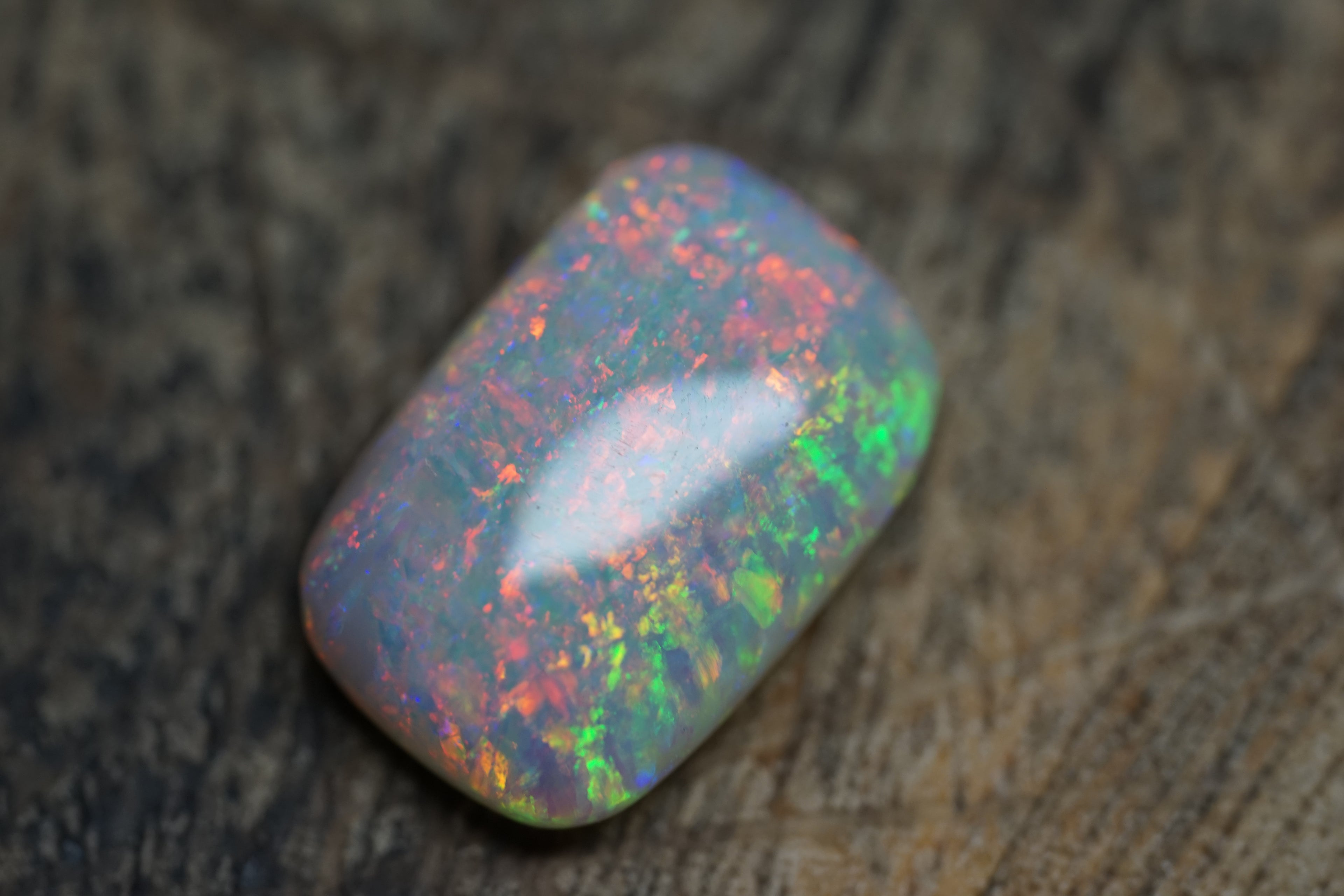 8.4 Carat Lambina Crystal Gem Opal Ringstone - 0090
