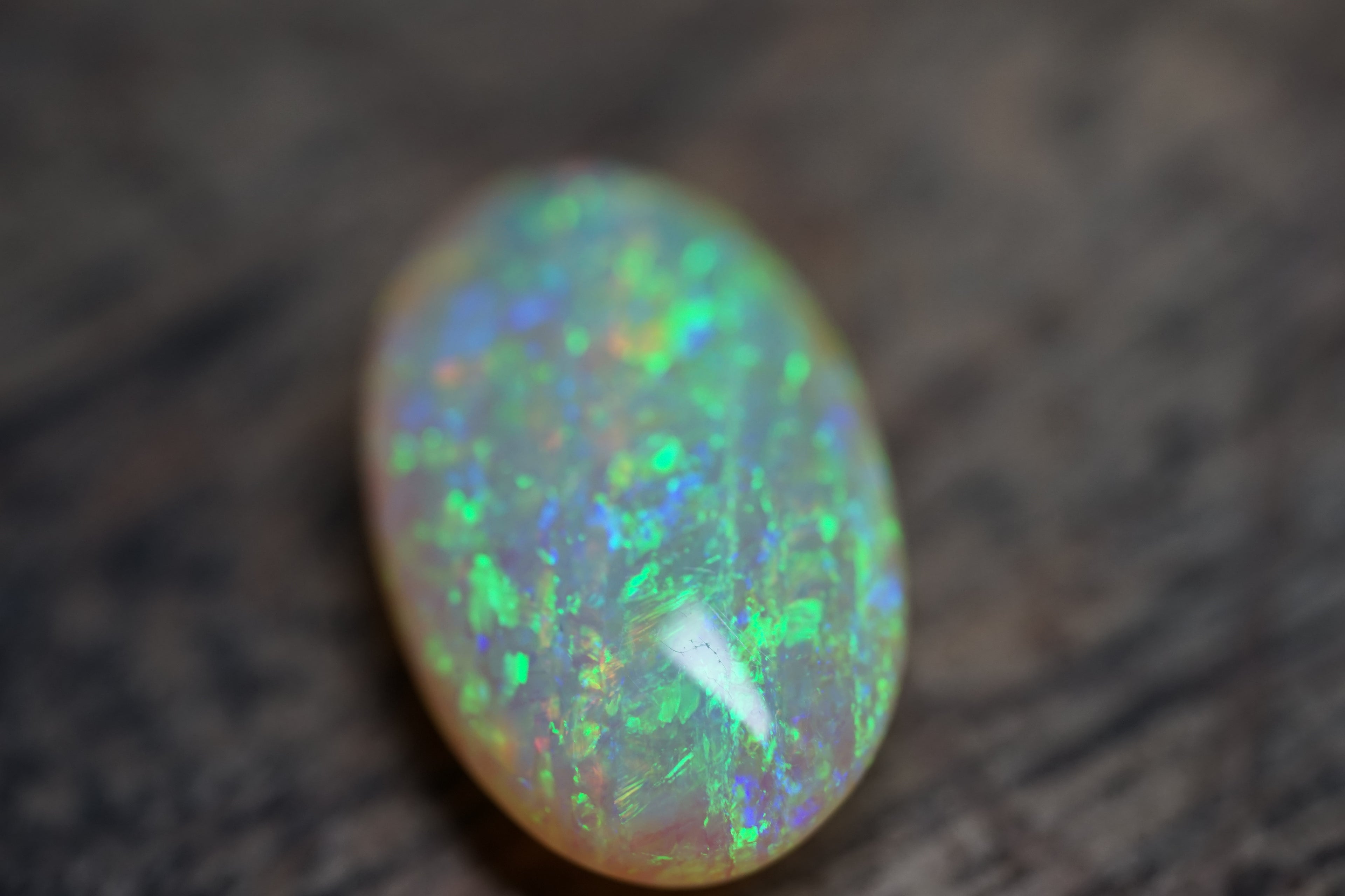 15 Carat Double Sided Gem Lambina Crystal Opal - 0091