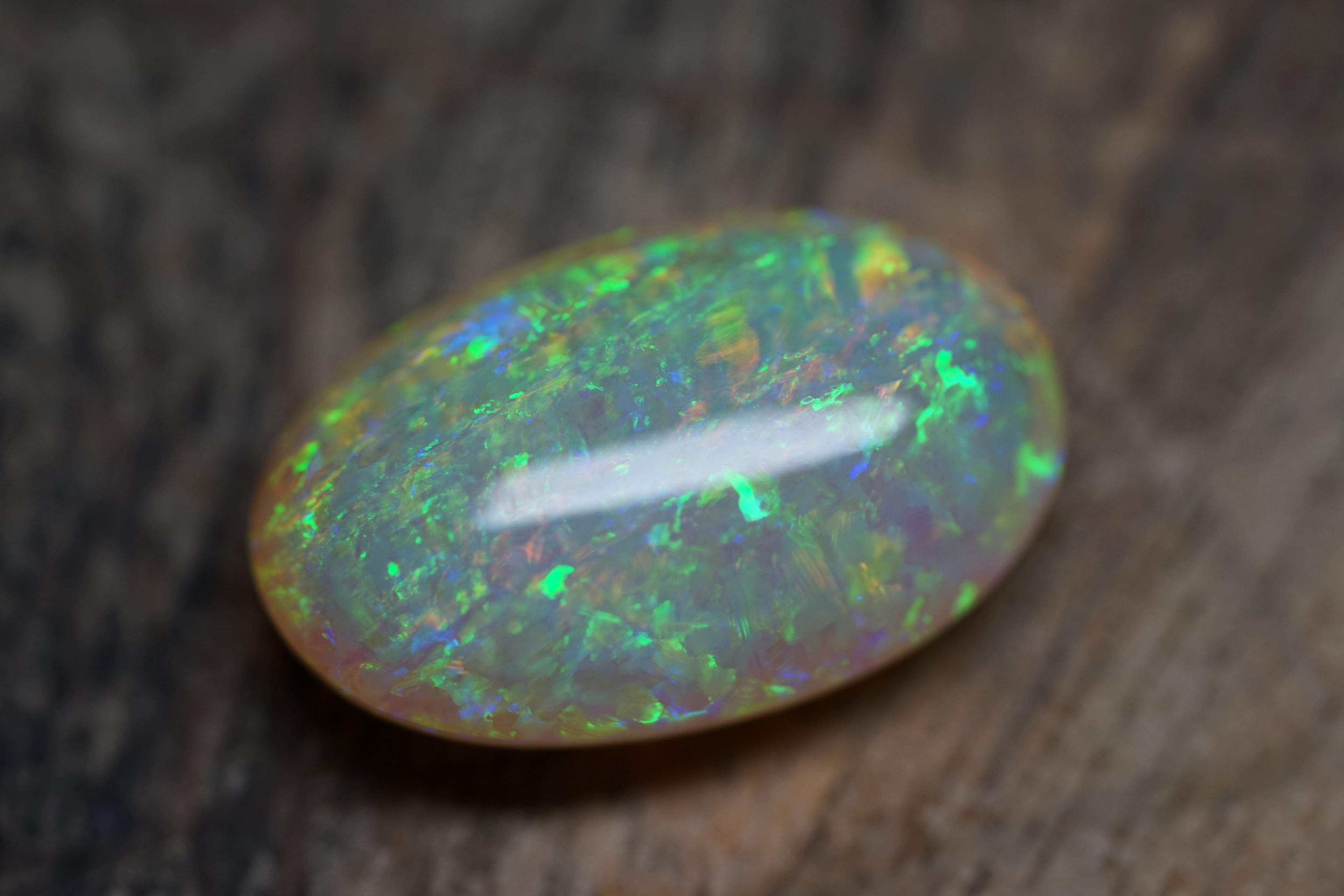 15 Carat Double Sided Gem Lambina Crystal Opal - 0091