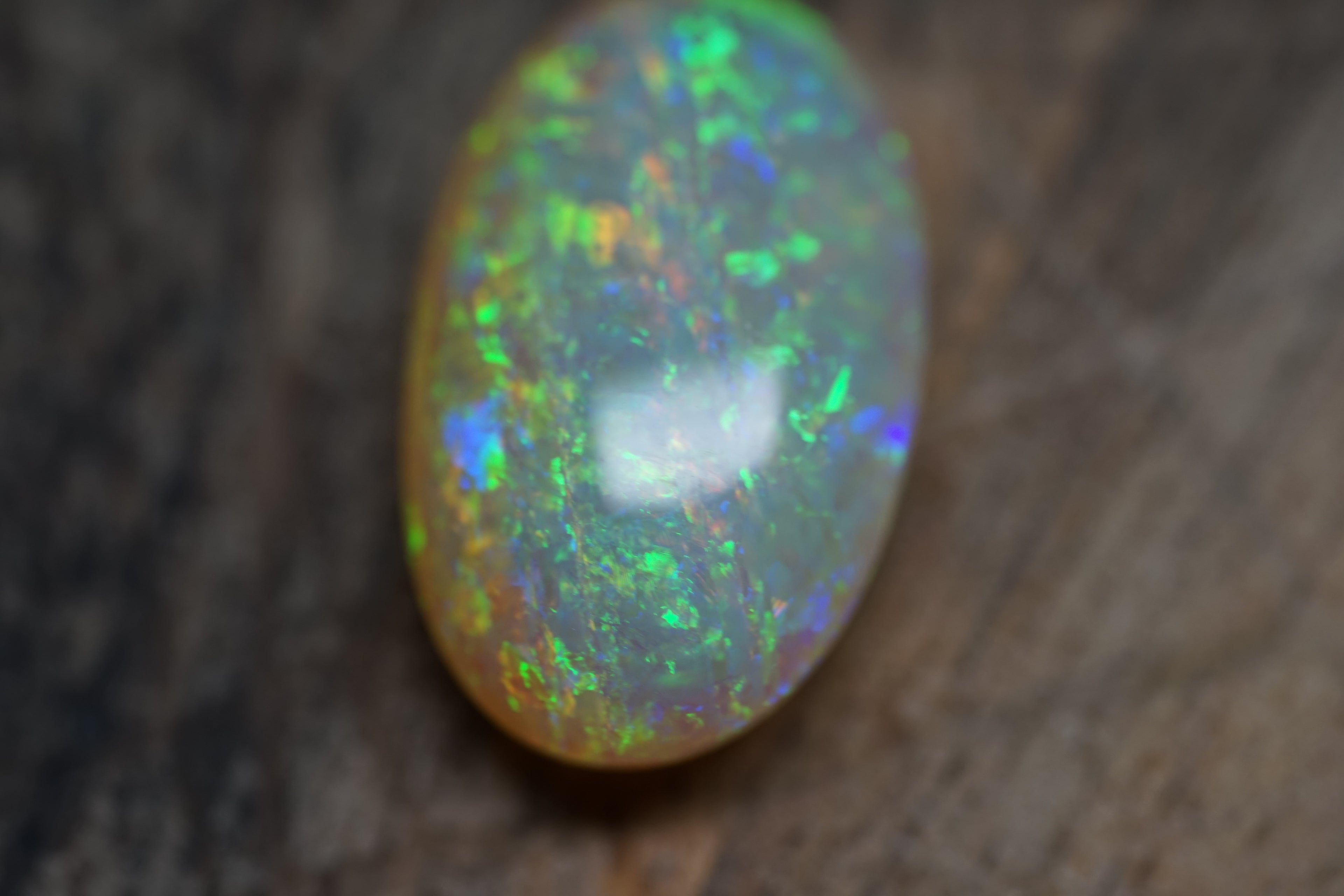 15 Carat Double Sided Gem Lambina Crystal Opal - 0091