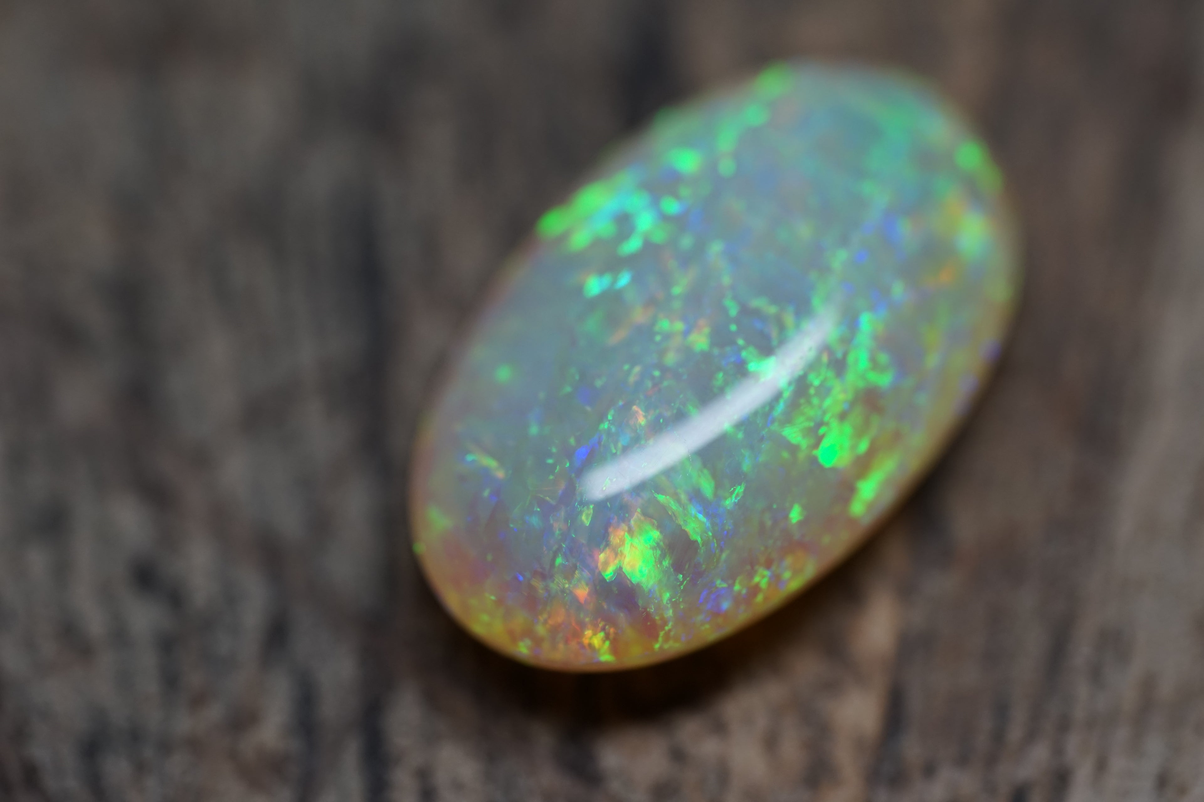 15 Carat Double Sided Gem Lambina Crystal Opal - 0091