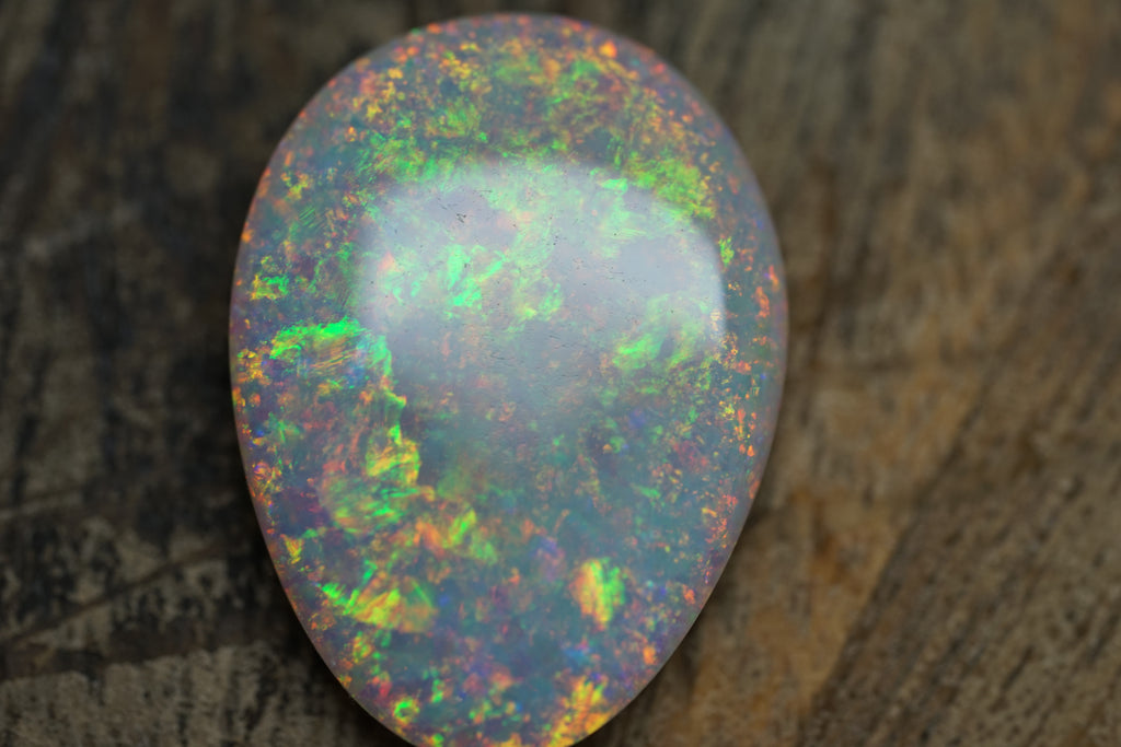 18 Carat Gem Golden Pendant Stone - 0095