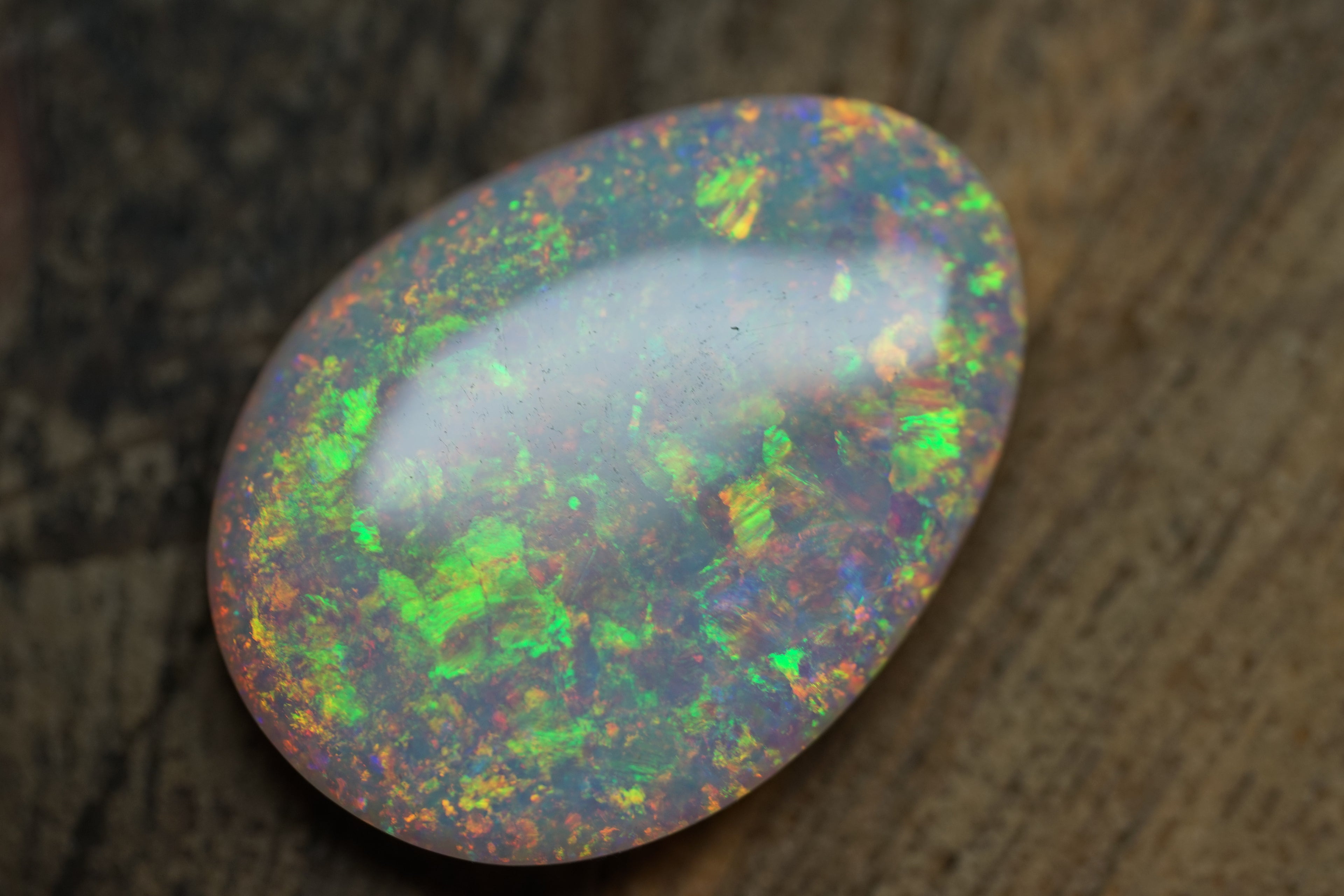 18 Carat Gem Golden Pendant Stone - 0095