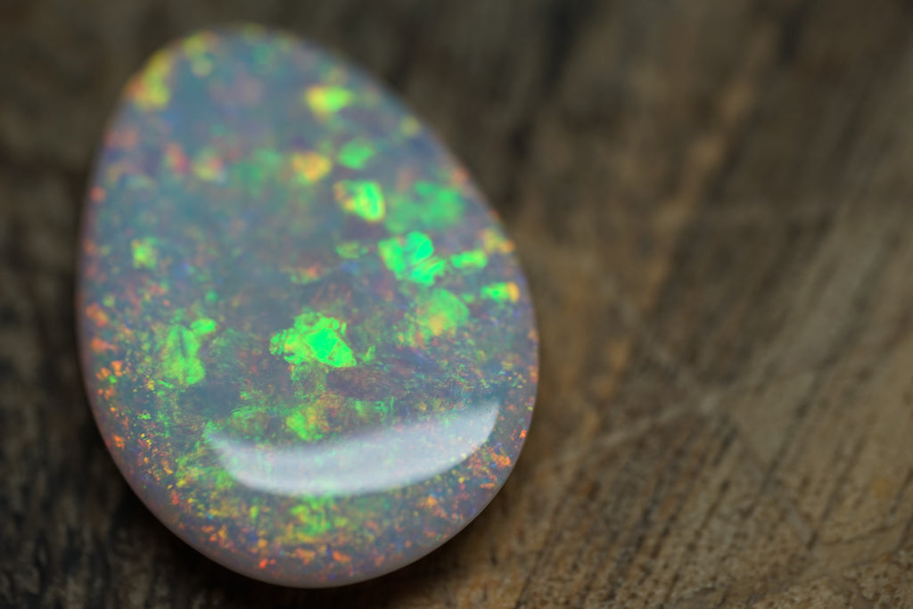 18 Carat Gem Golden Pendant Stone - 0095