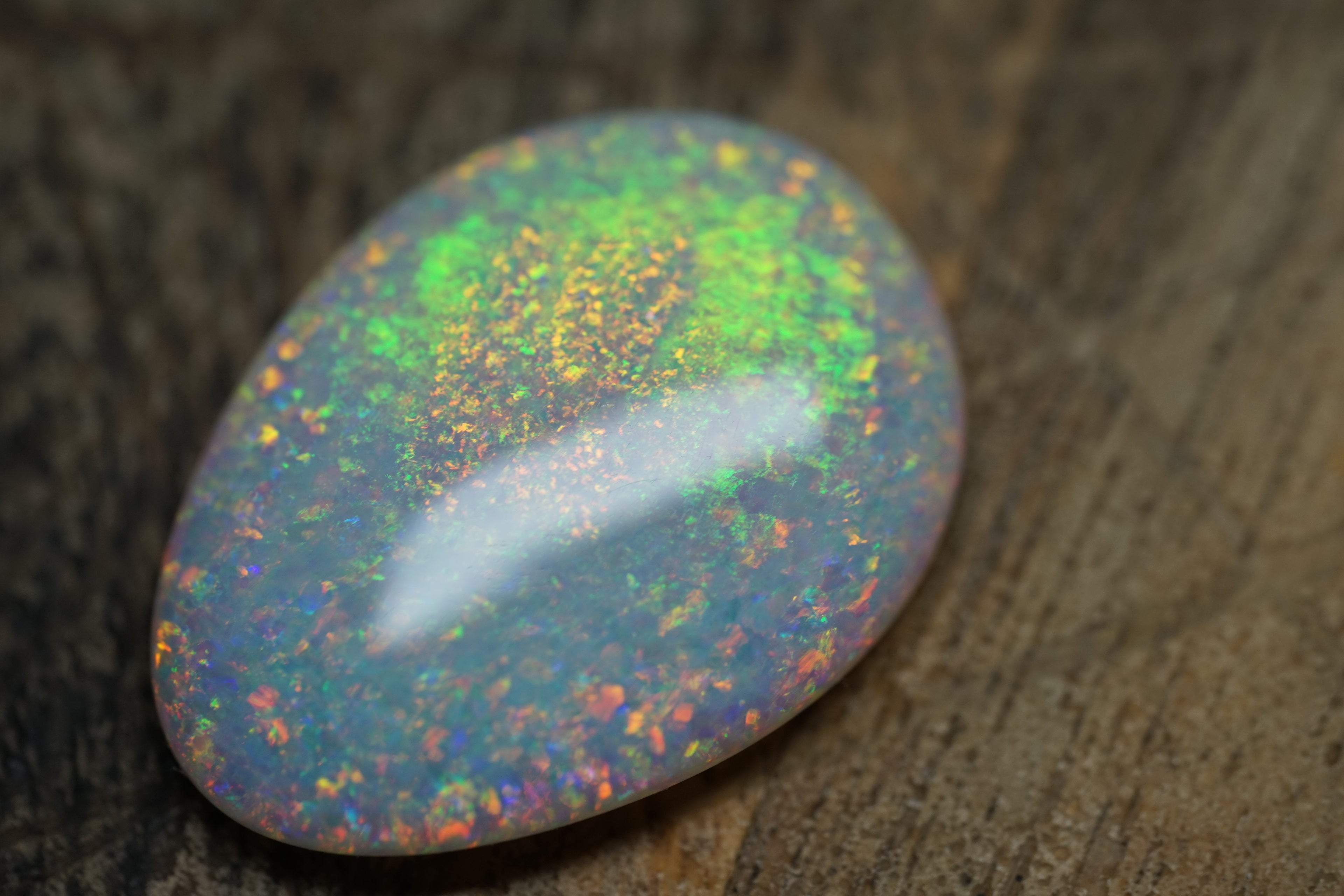 18 Carat Gem Golden Pendant Stone - 0095