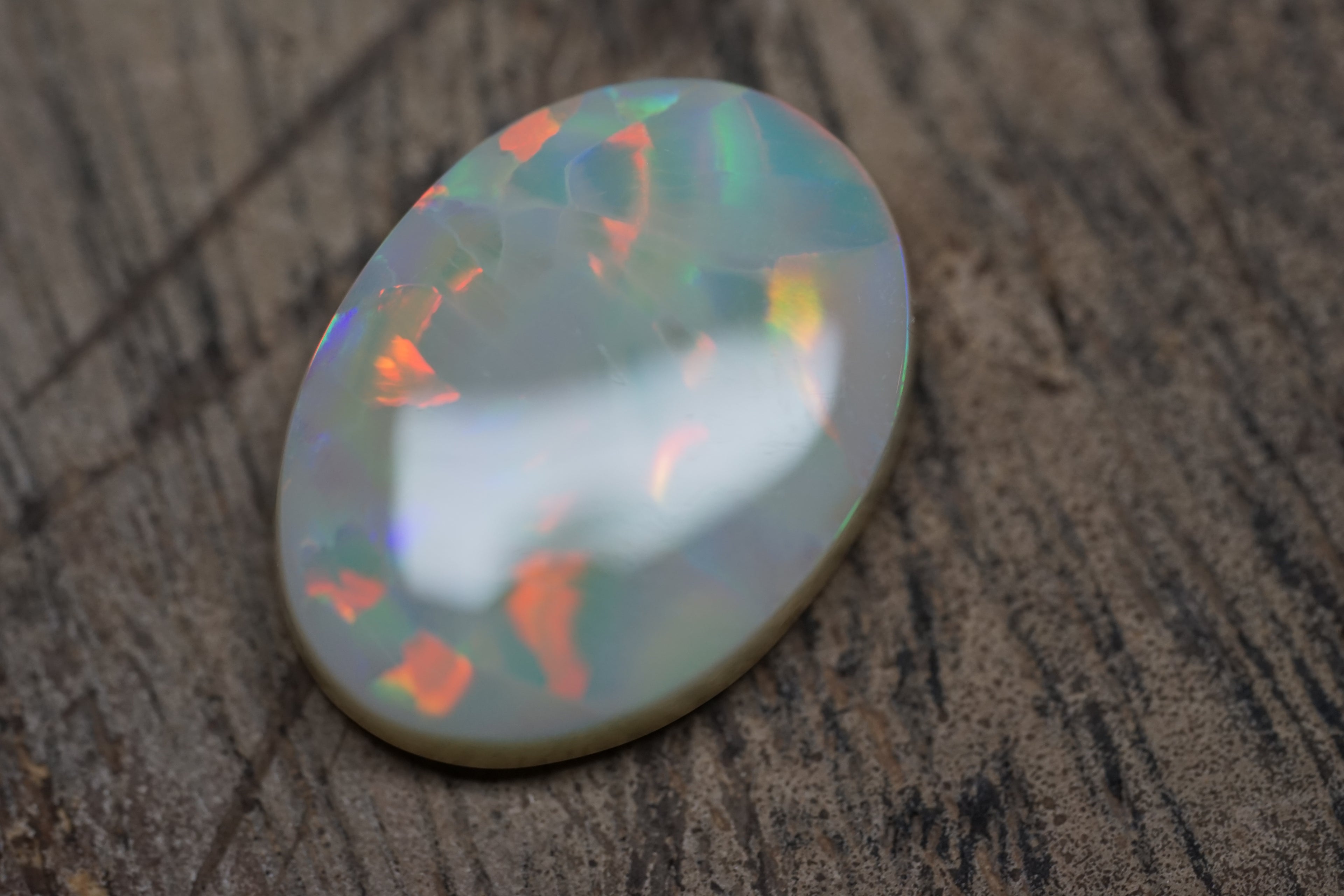 Lightning Ridge Oval Pendant Stone - 10.5 Carats. 0056
