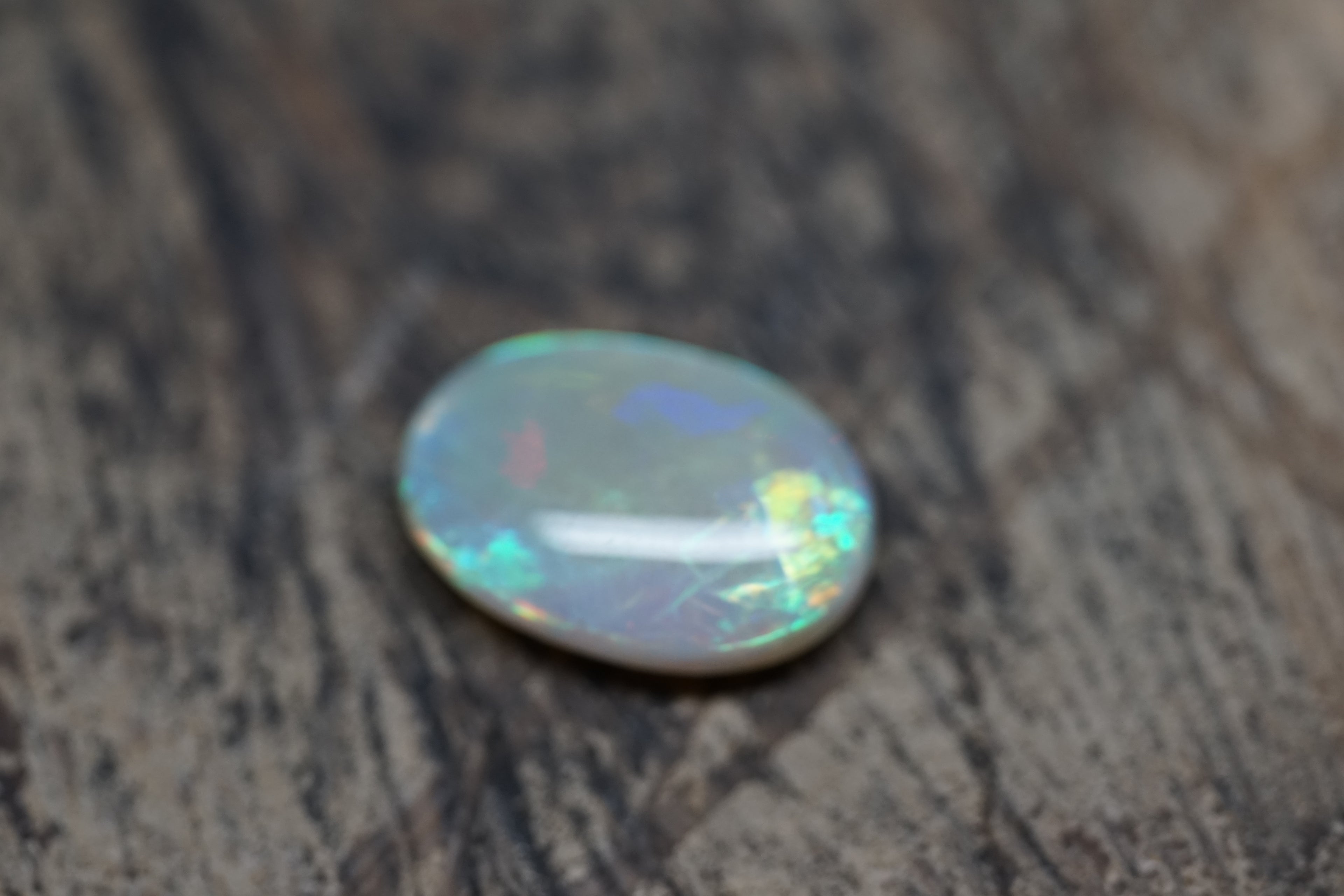 Mintabie Dark Base - 2.9 Carats 0096