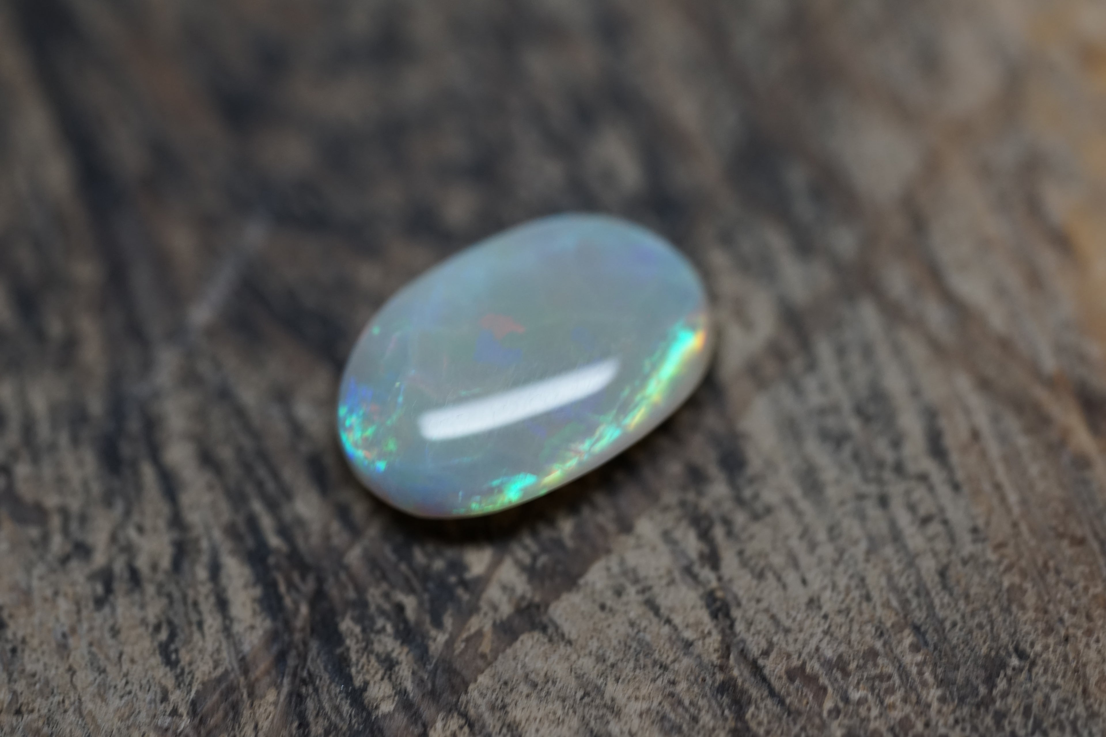 Mintabie Dark Base - 2.9 Carats 0096