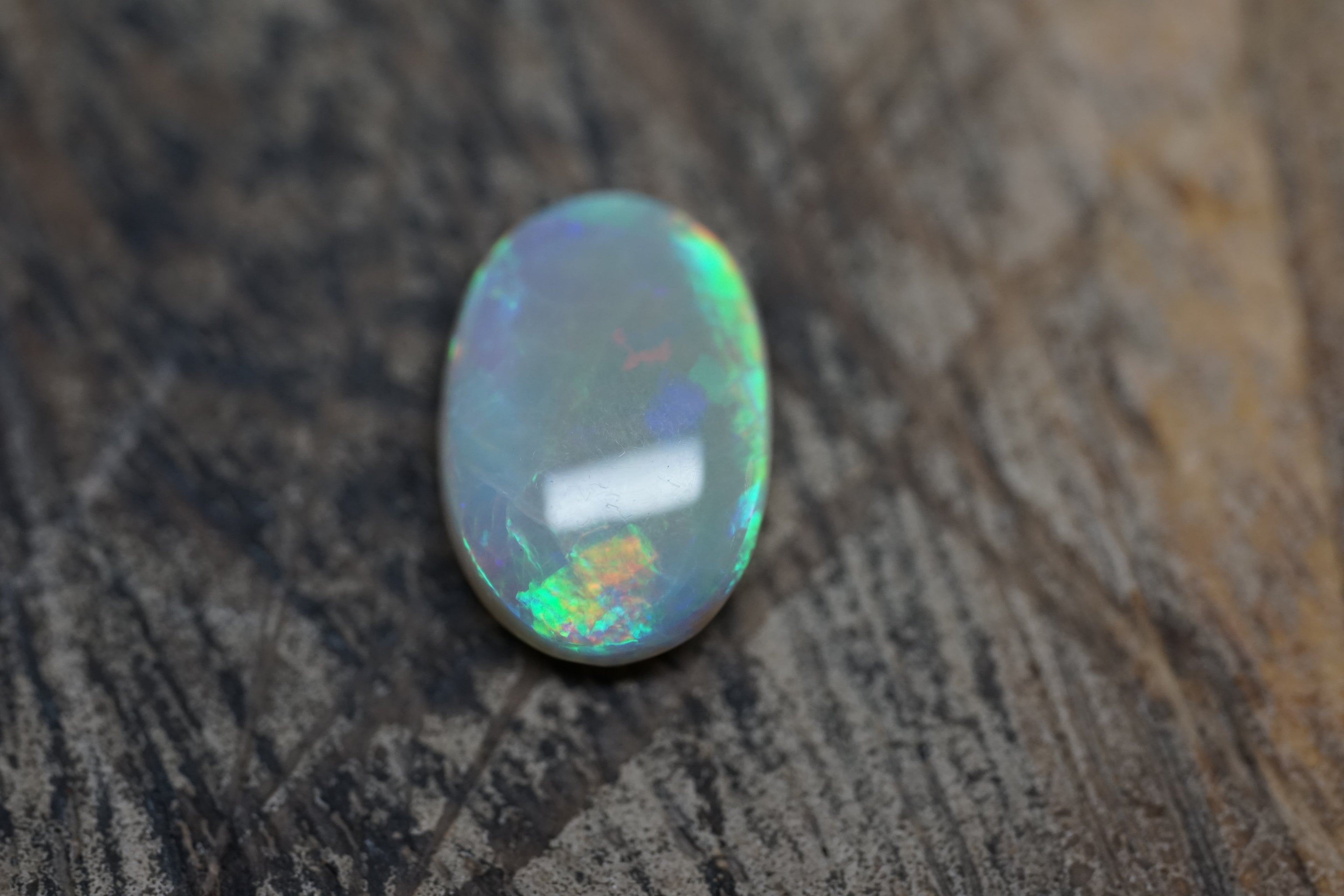 Mintabie Dark Base - 2.9 Carats 0096