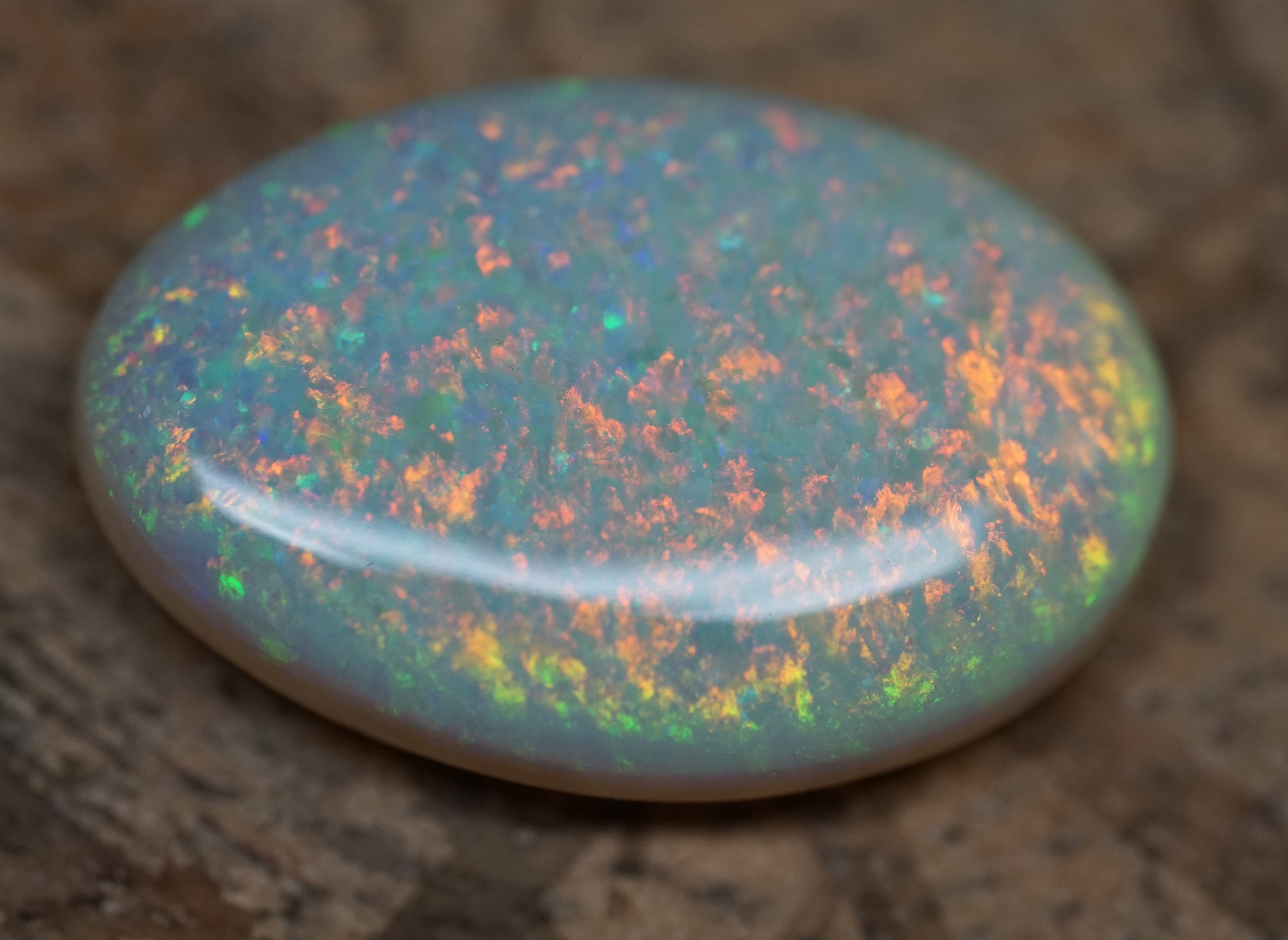 Lambina Gold High Dome Stone - 9.5 Carats. 0045
