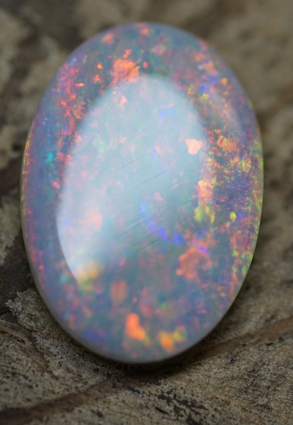 Multi-colour Mintabie Ring Stone - 3 Carats. 0077