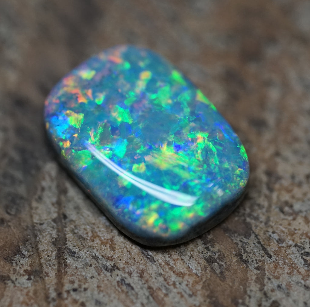 Coober Pedy Black Opal - 1.6 Carats. 0012