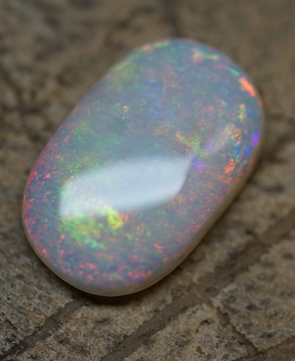 Mintabie Orange and Gold Gem - 3.6 Carats. 0071