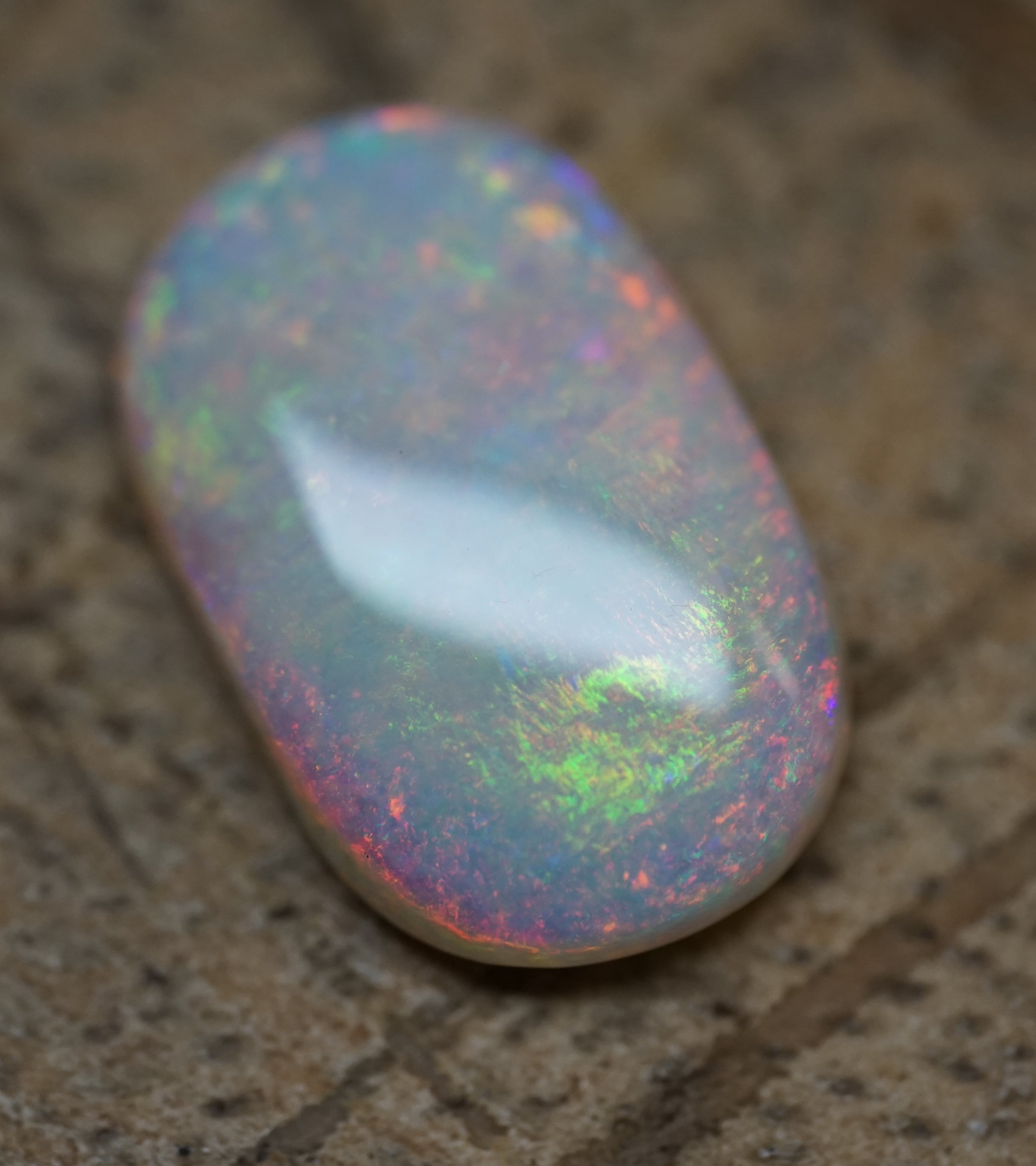 Mintabie Orange and Gold Gem - 3.6 Carats. 0071