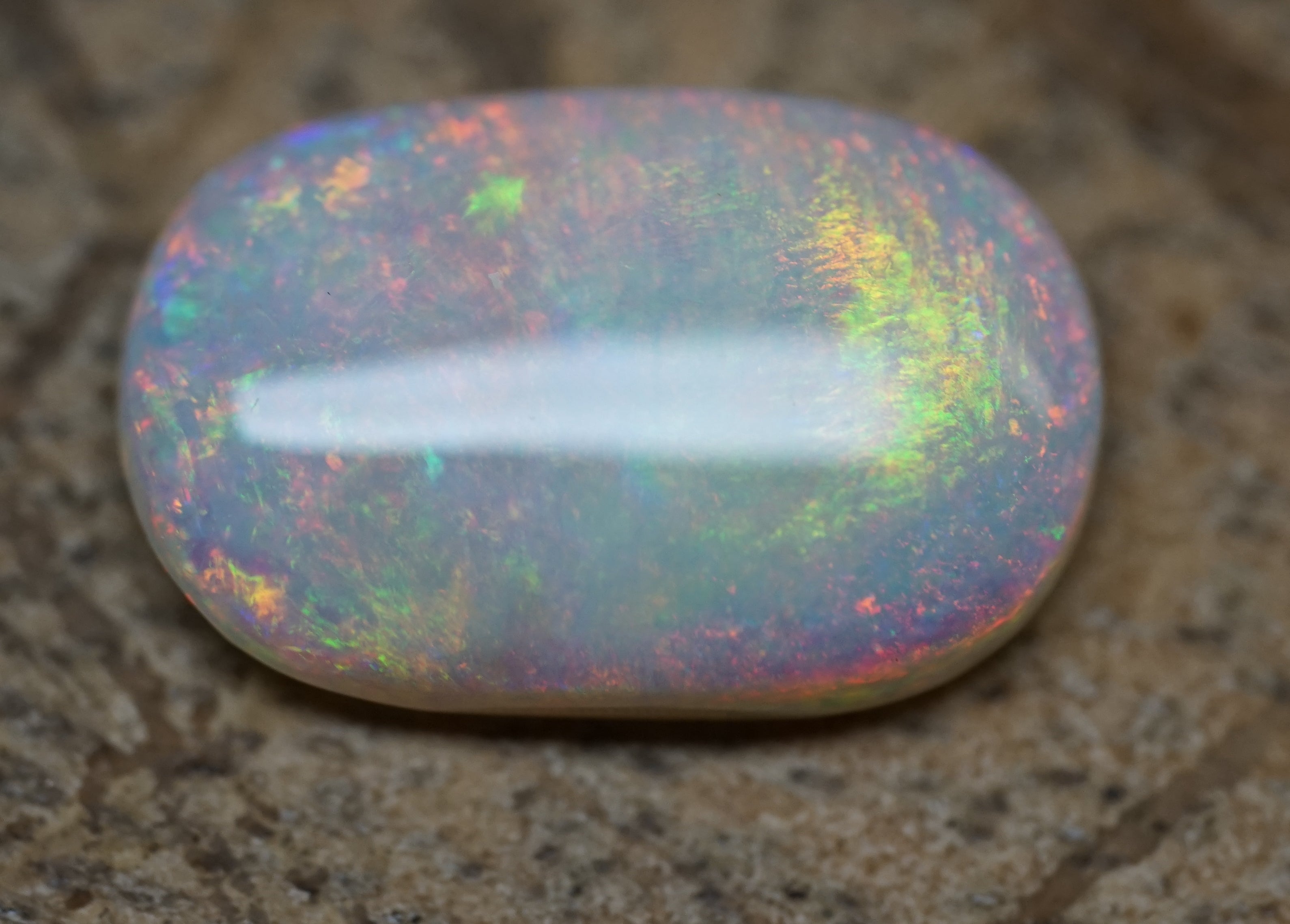 Mintabie Orange and Gold Gem - 3.6 Carats. 0071