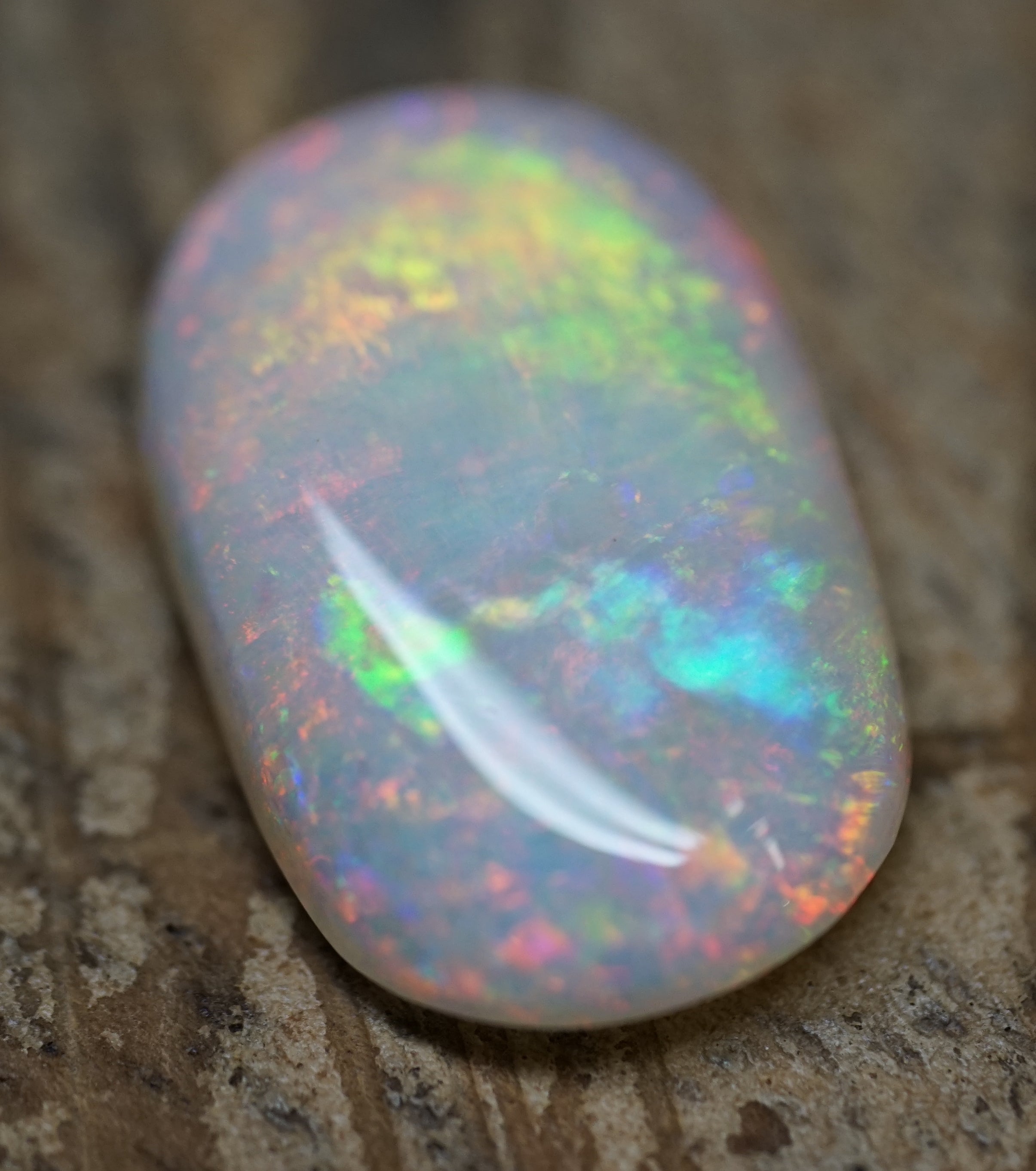 Mintabie Orange and Gold Gem - 3.6 Carats. 0071