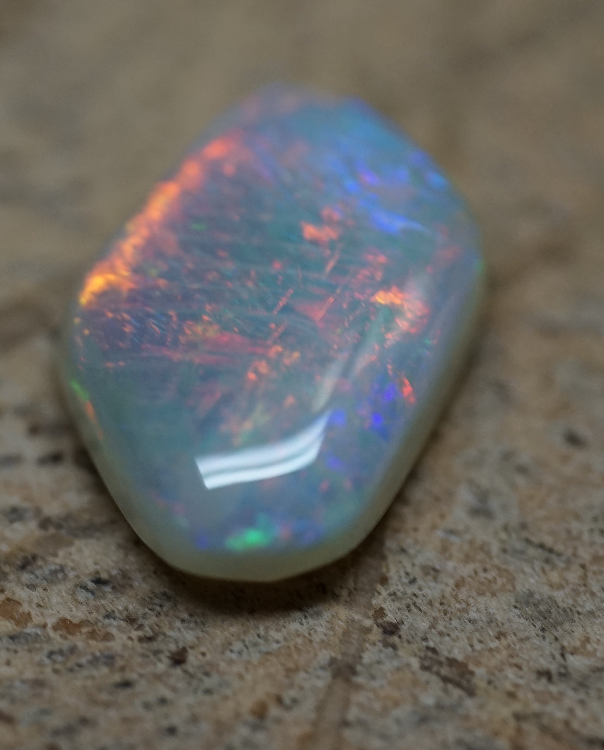 Orange Lightning Ridge Freeform - 2.2 Carats. 0082