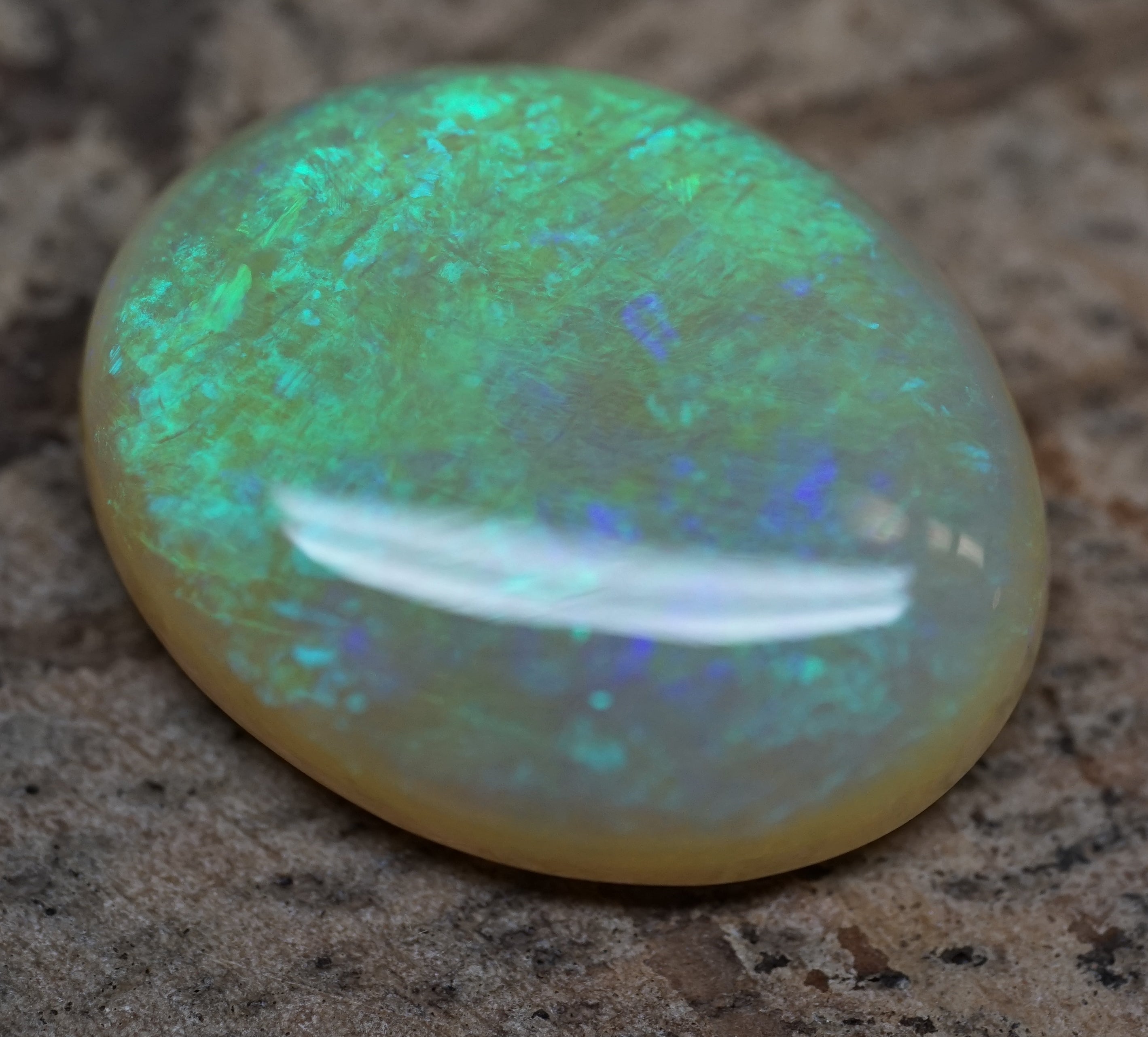 Mintabie Green Oval - 4.3 Carats. 0068