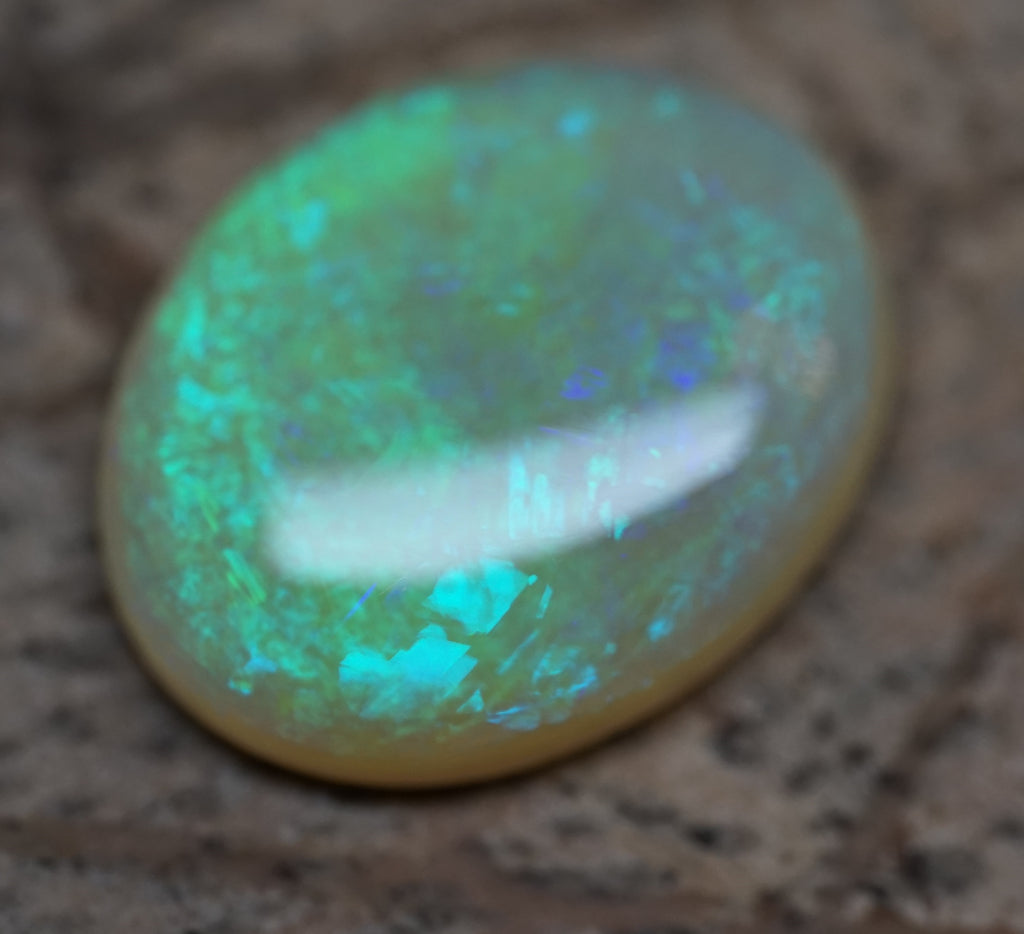 Mintabie Green Oval - 4.3 Carats. 0068