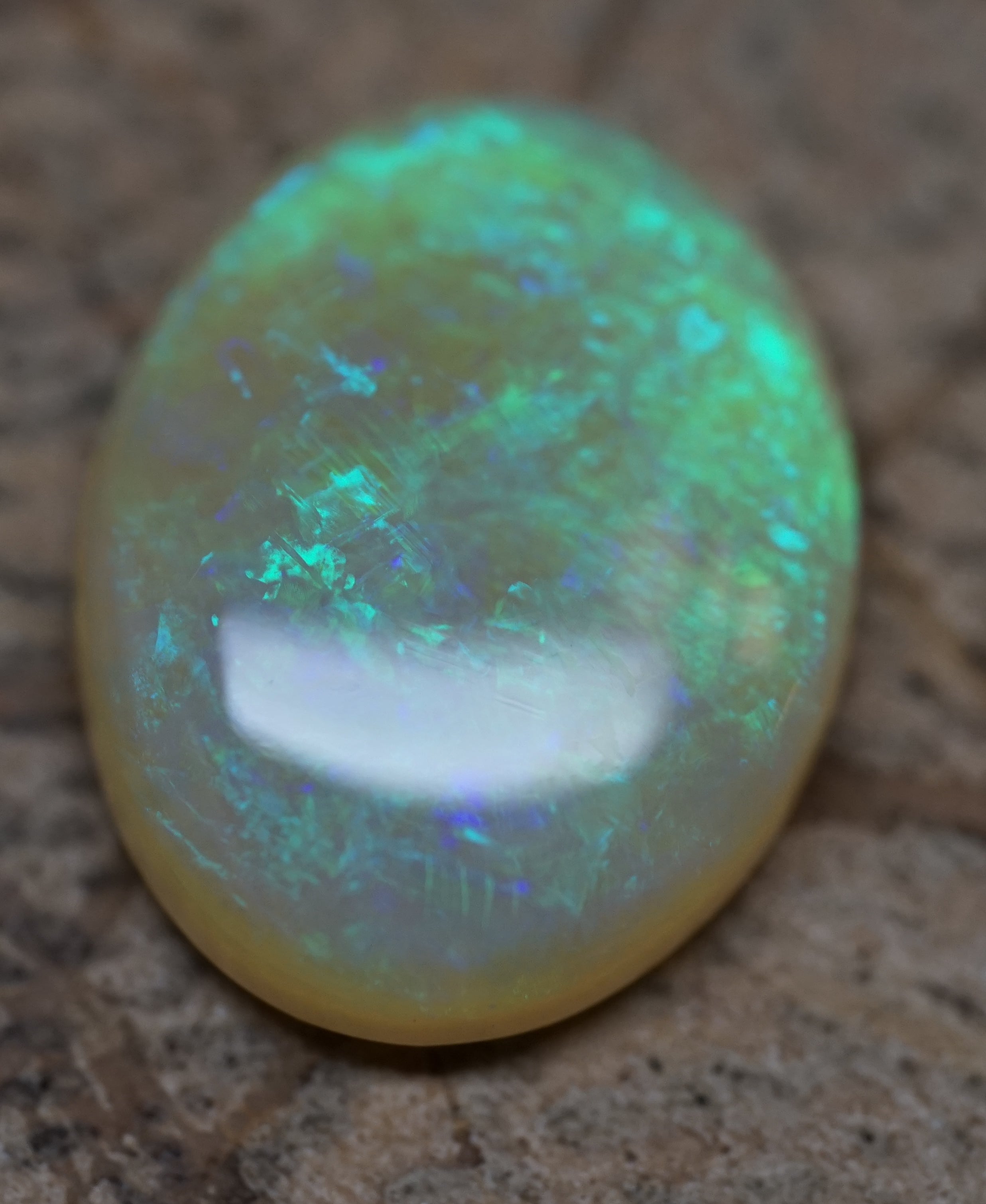 Mintabie Green Oval - 4.3 Carats. 0068