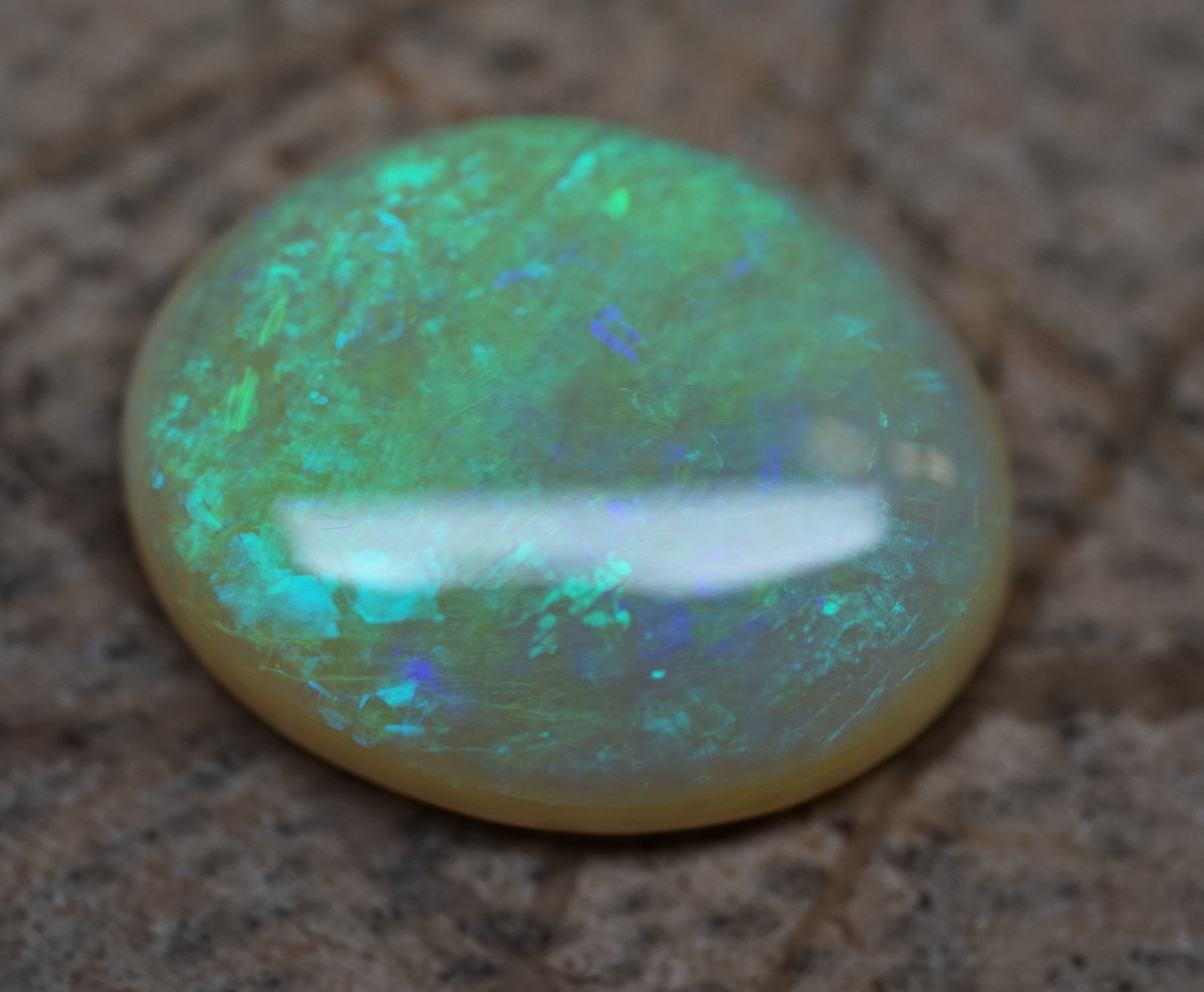 Mintabie Green Oval - 4.3 Carats. 0068