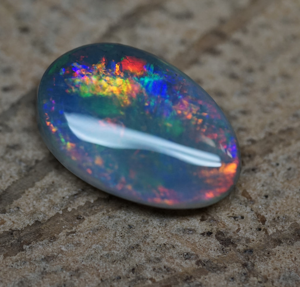 Mintabie Black Opal - Multi colour - 1.7 Carats. 0060