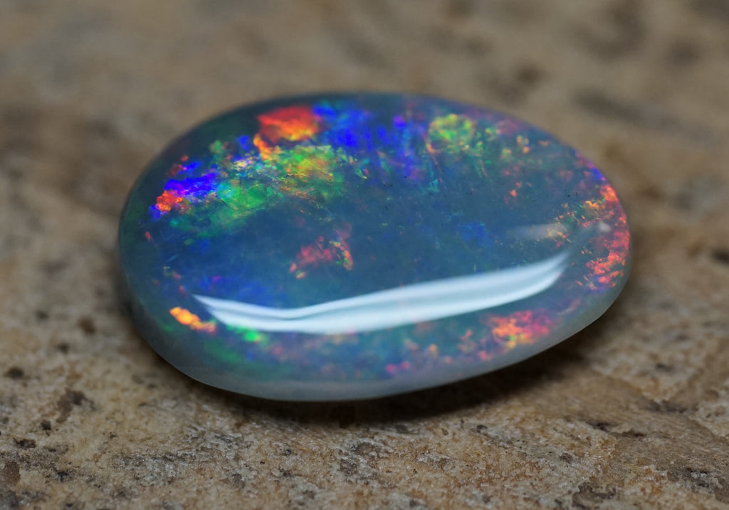 Mintabie Black Opal - Multi colour - 1.7 Carats. 0060