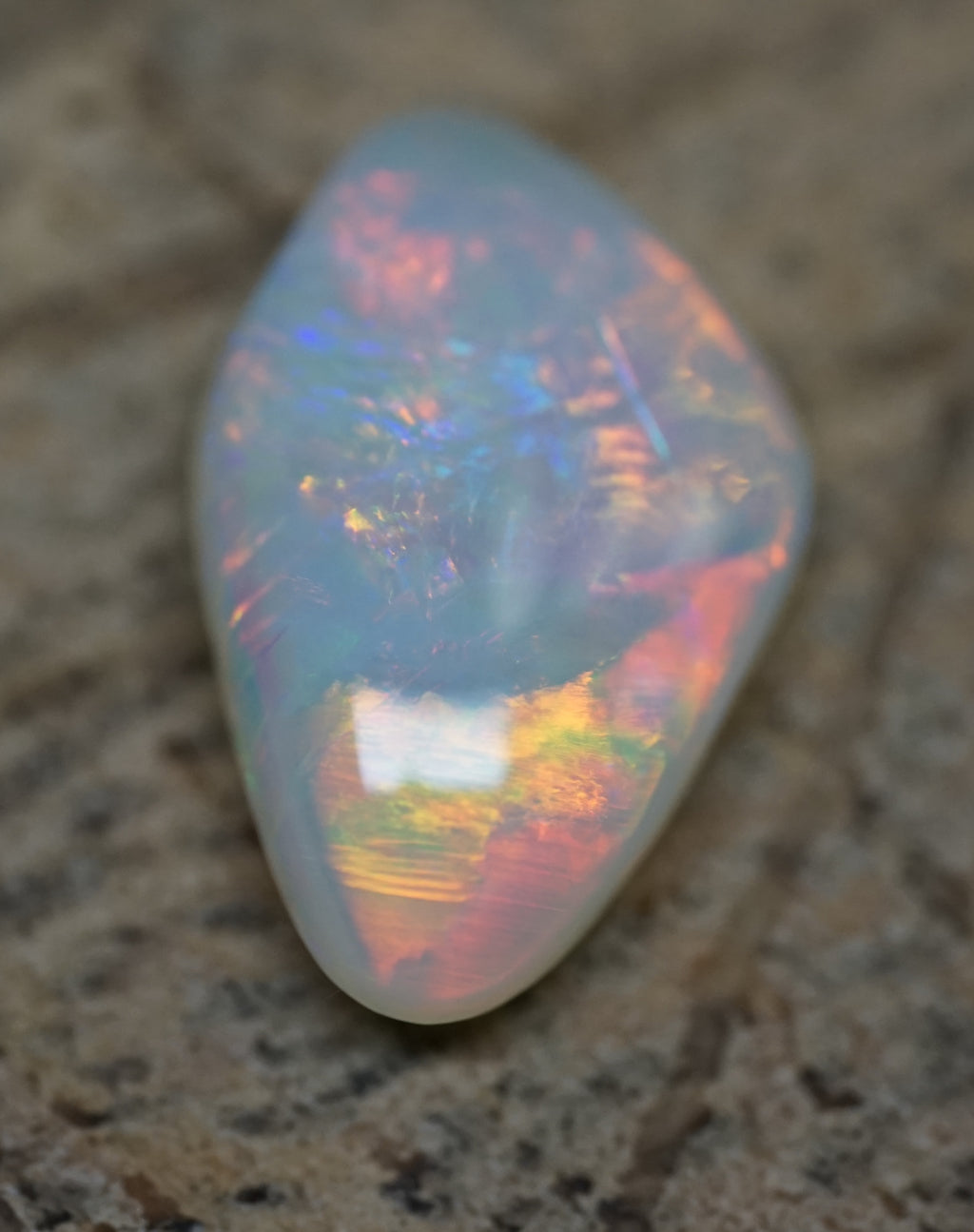 Lightning Ridge Freeform - 2.2 Carats. 0055