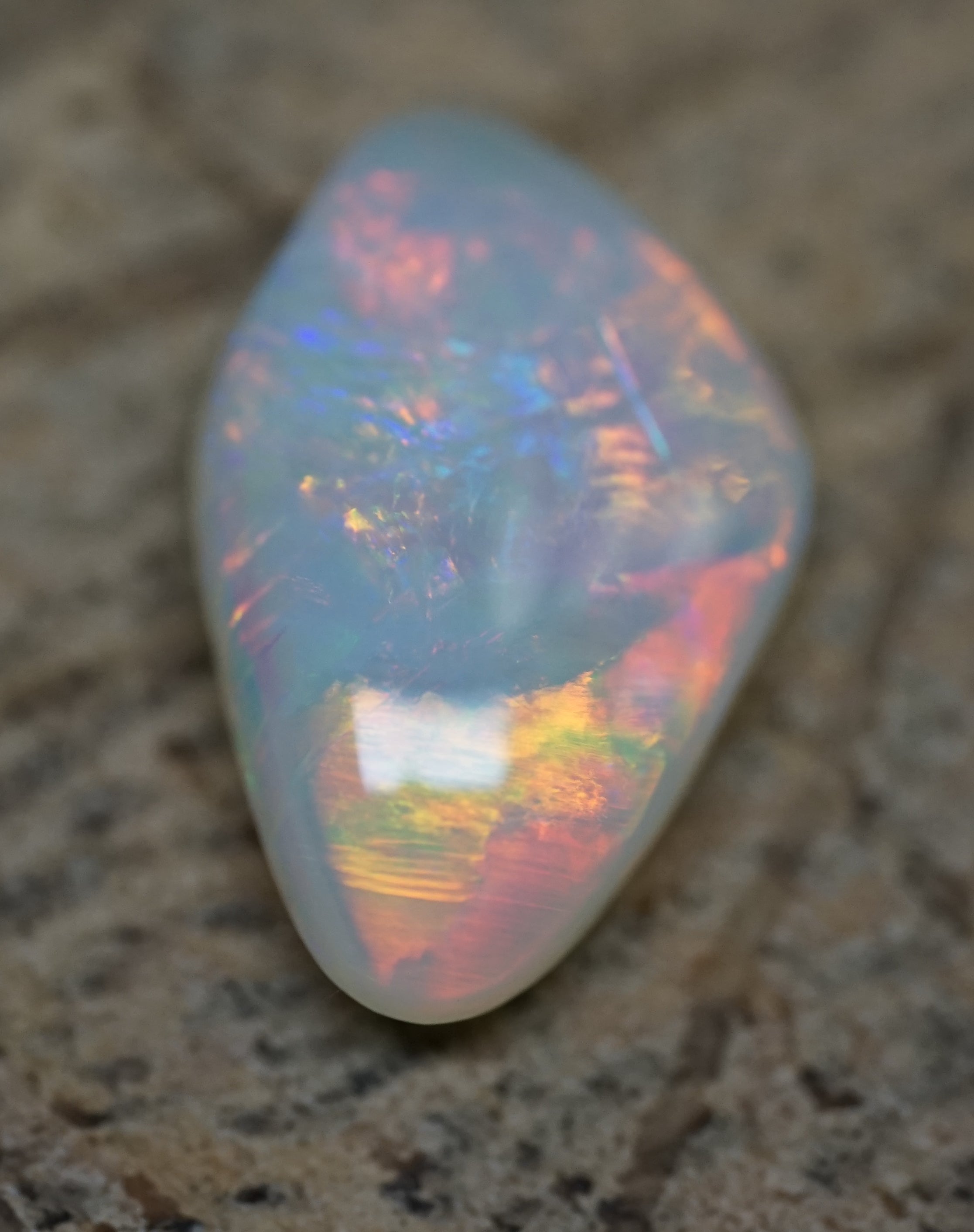 Lightning Ridge Freeform - 2.2 Carats. 0055