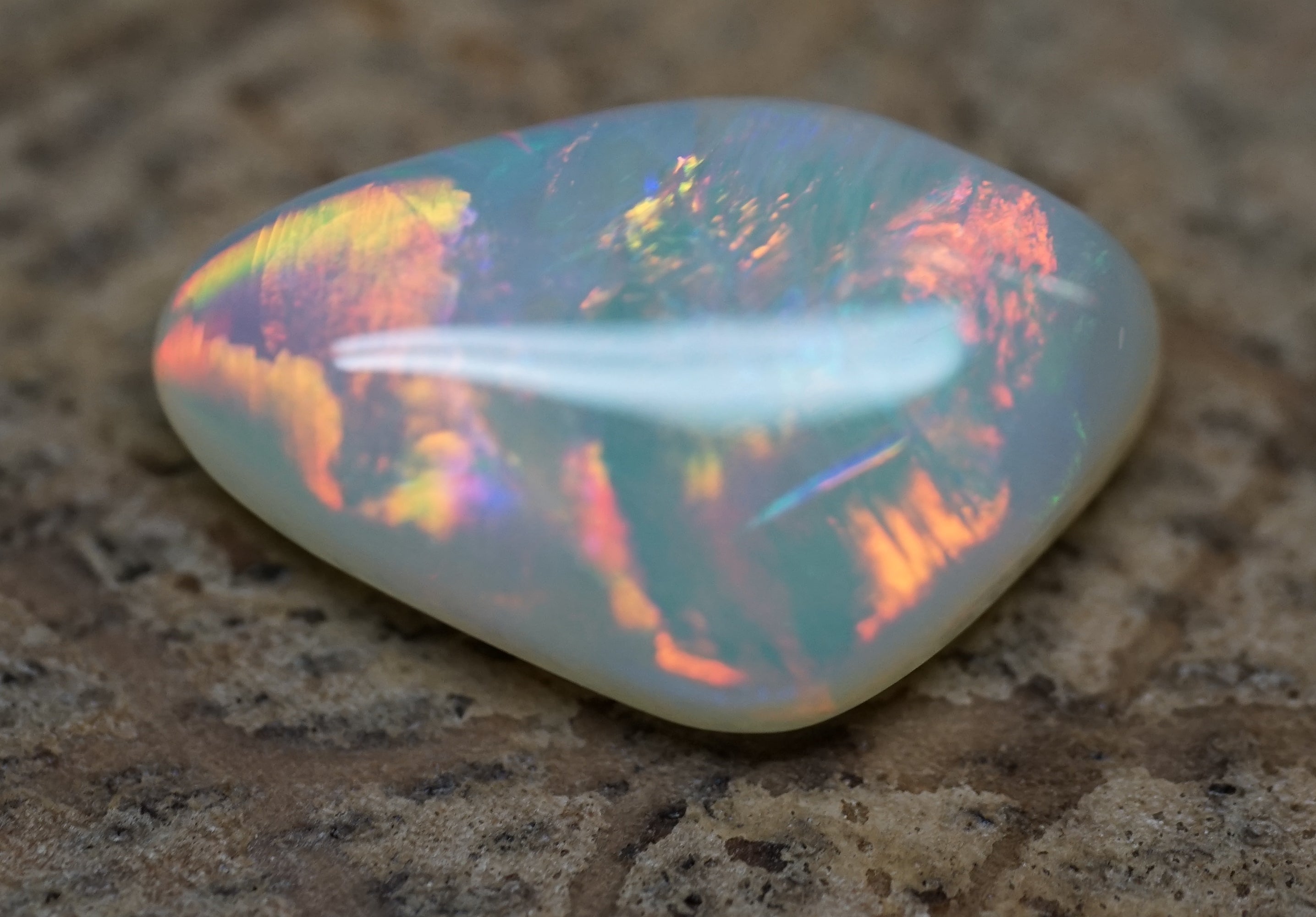 Lightning Ridge Freeform - 2.2 Carats. 0055