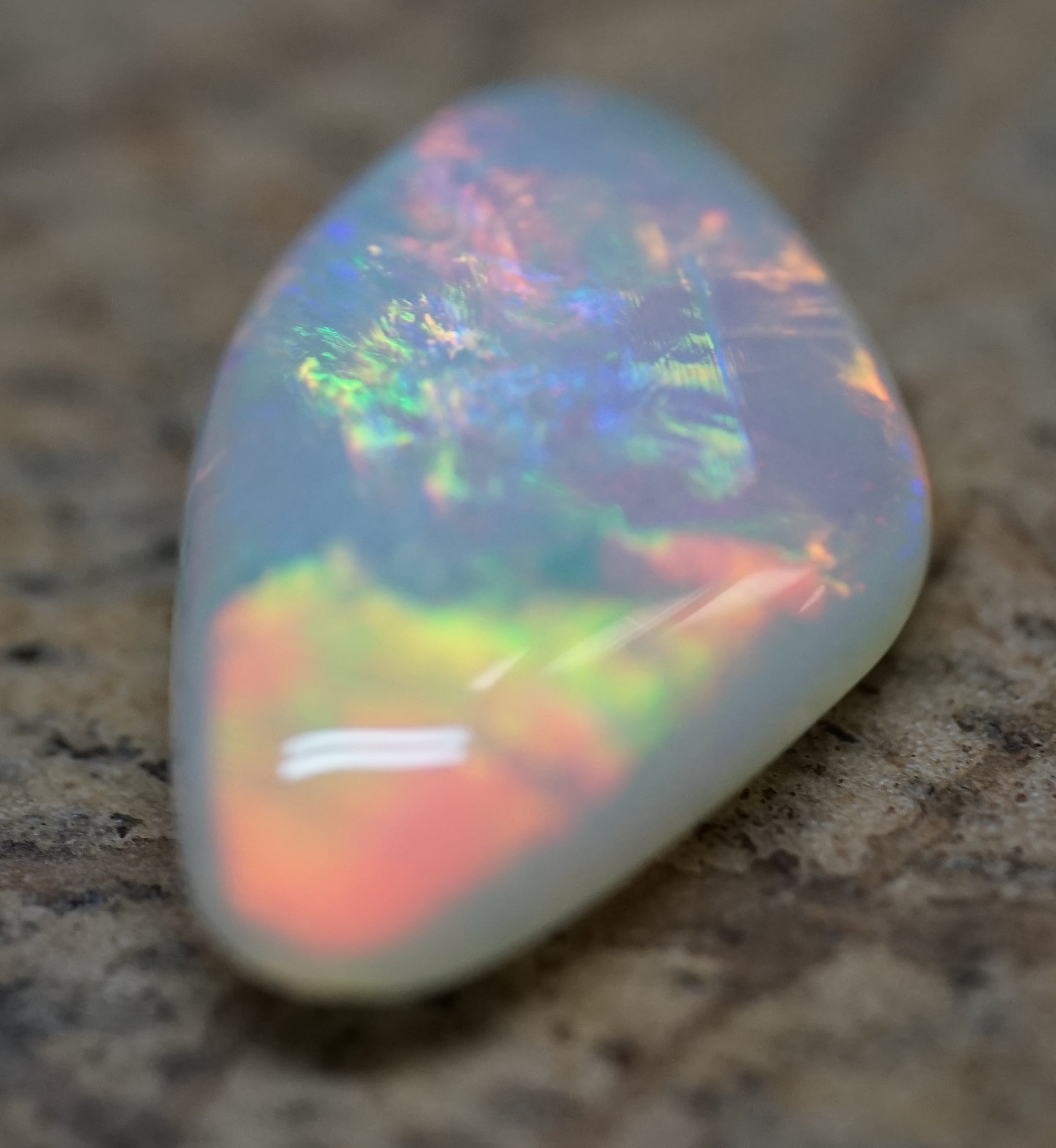 Lightning Ridge Freeform - 2.2 Carats. 0055