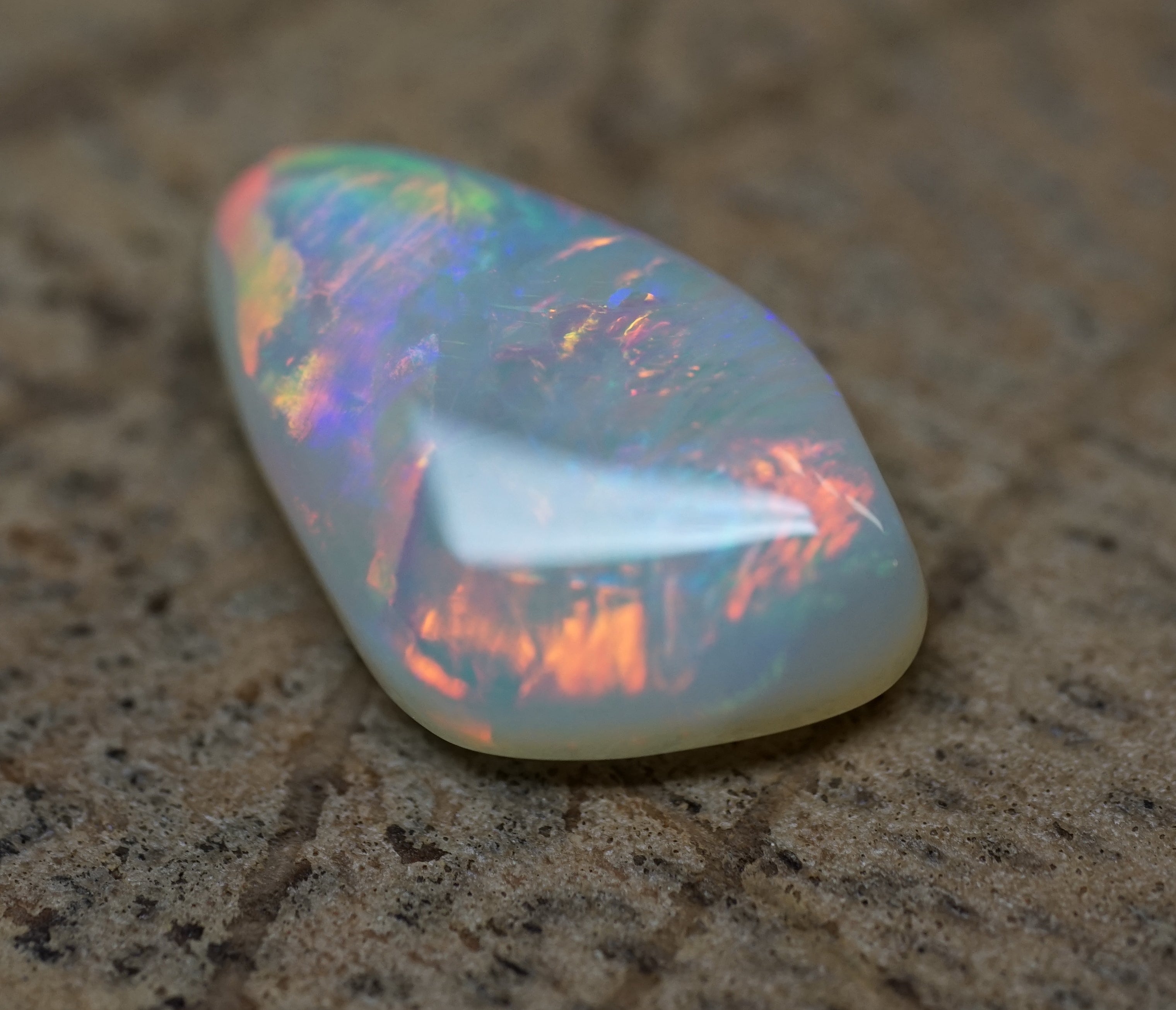 Lightning Ridge Freeform - 2.2 Carats. 0055