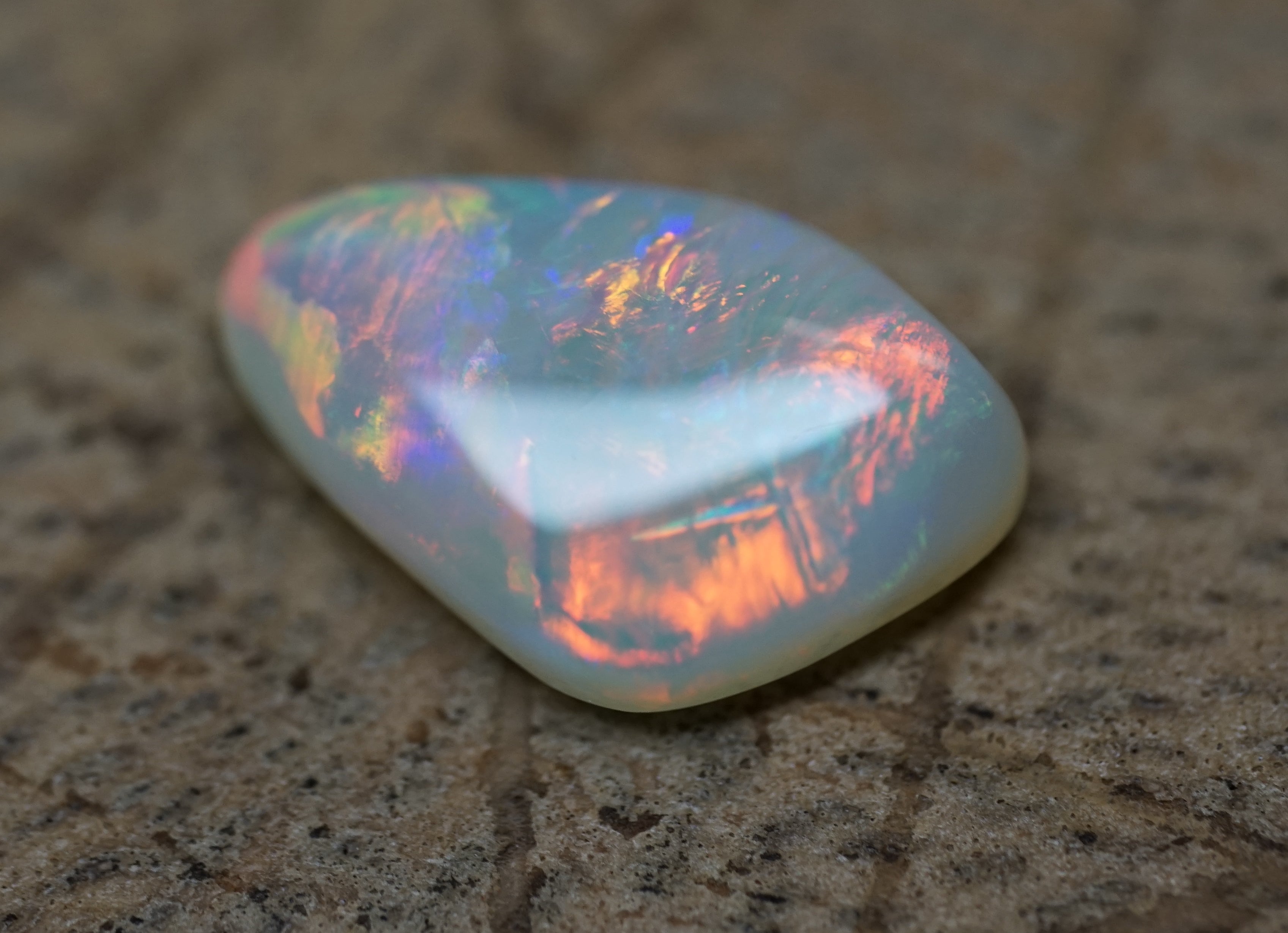 Lightning Ridge Freeform - 2.2 Carats. 0055