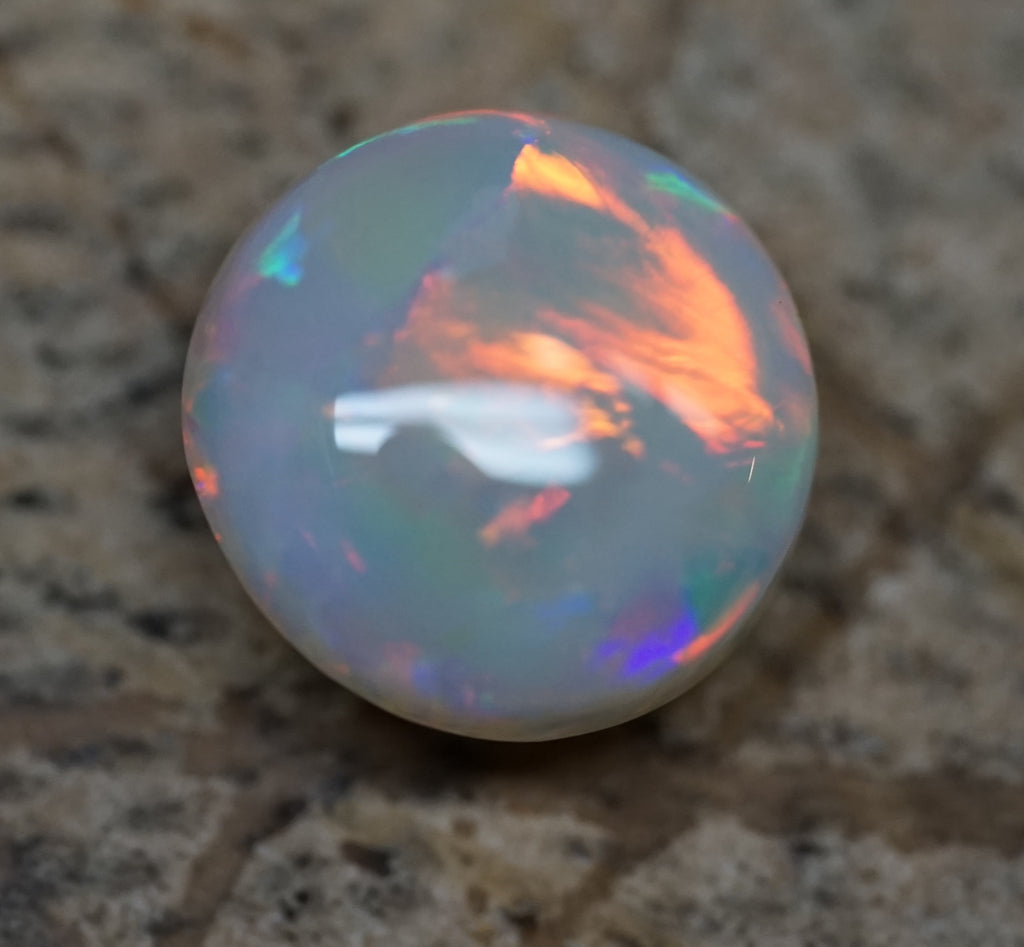 Coober Pedy High Dome Ringstone - 2.2 Carats. 0021