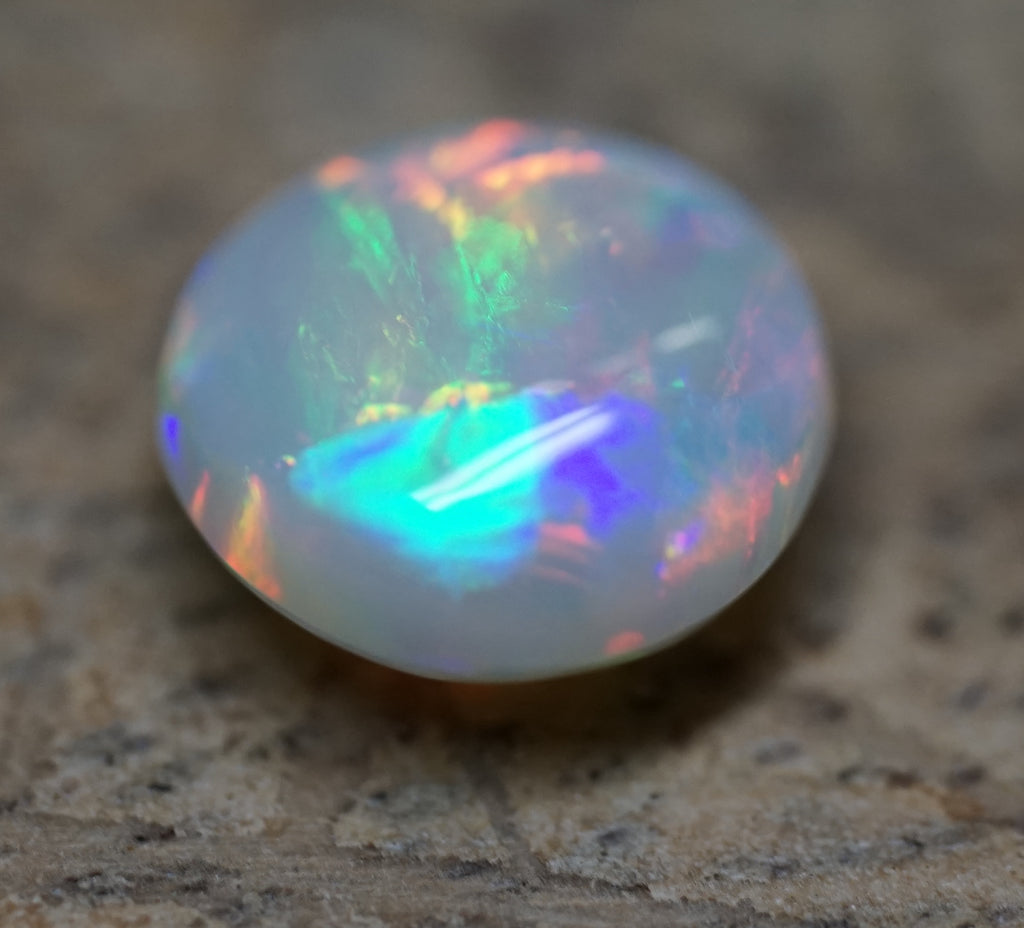 Coober Pedy High Dome Ringstone - 2.2 Carats. 0021