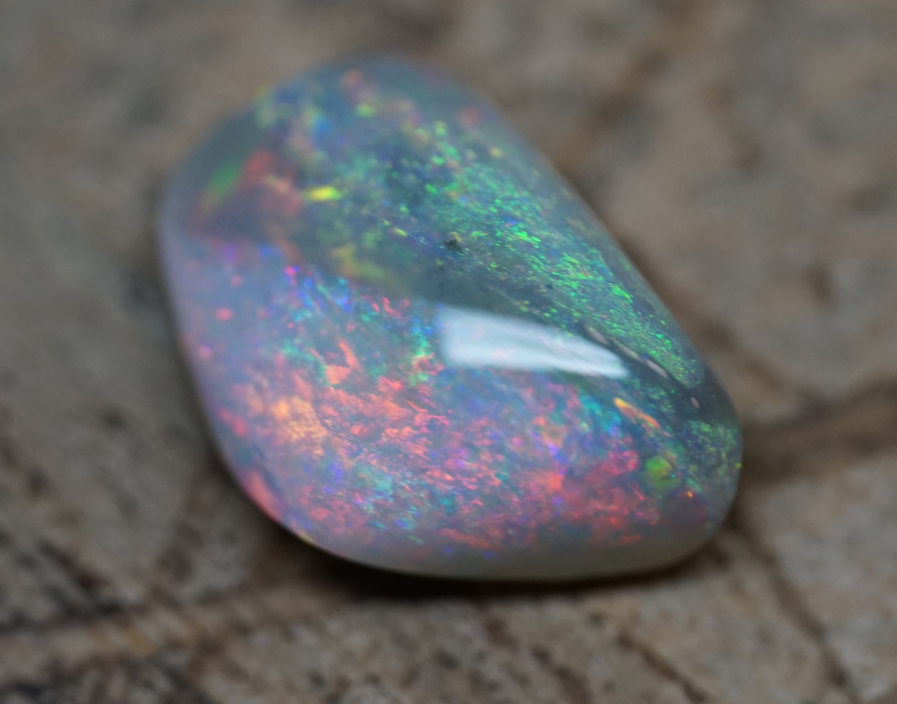 Bi-Colour Mintabie Freeform. 0006